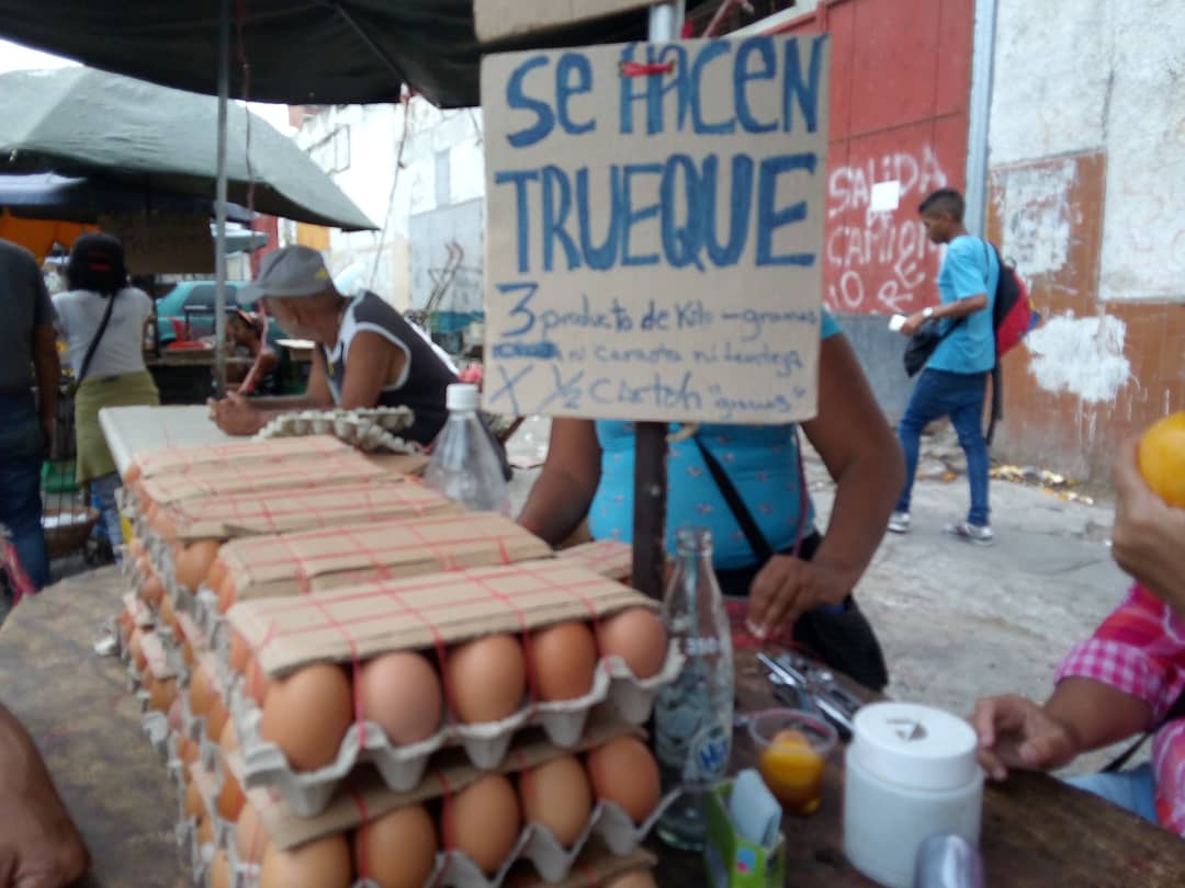 Los puestos de truque se multiplican en los mercados de todo el país
