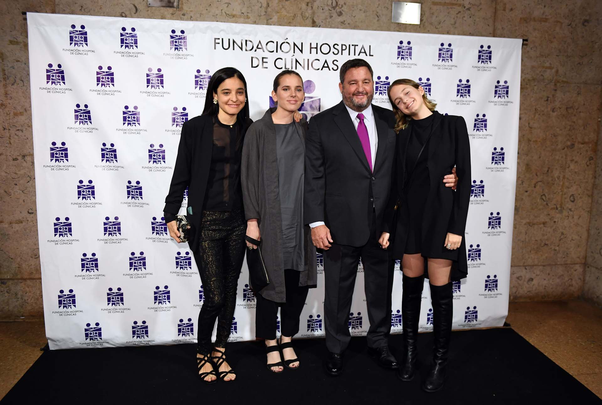 Elena Bordeu, Milagros Cubelli, Alejandro Macfarlane y su hija Jazmín