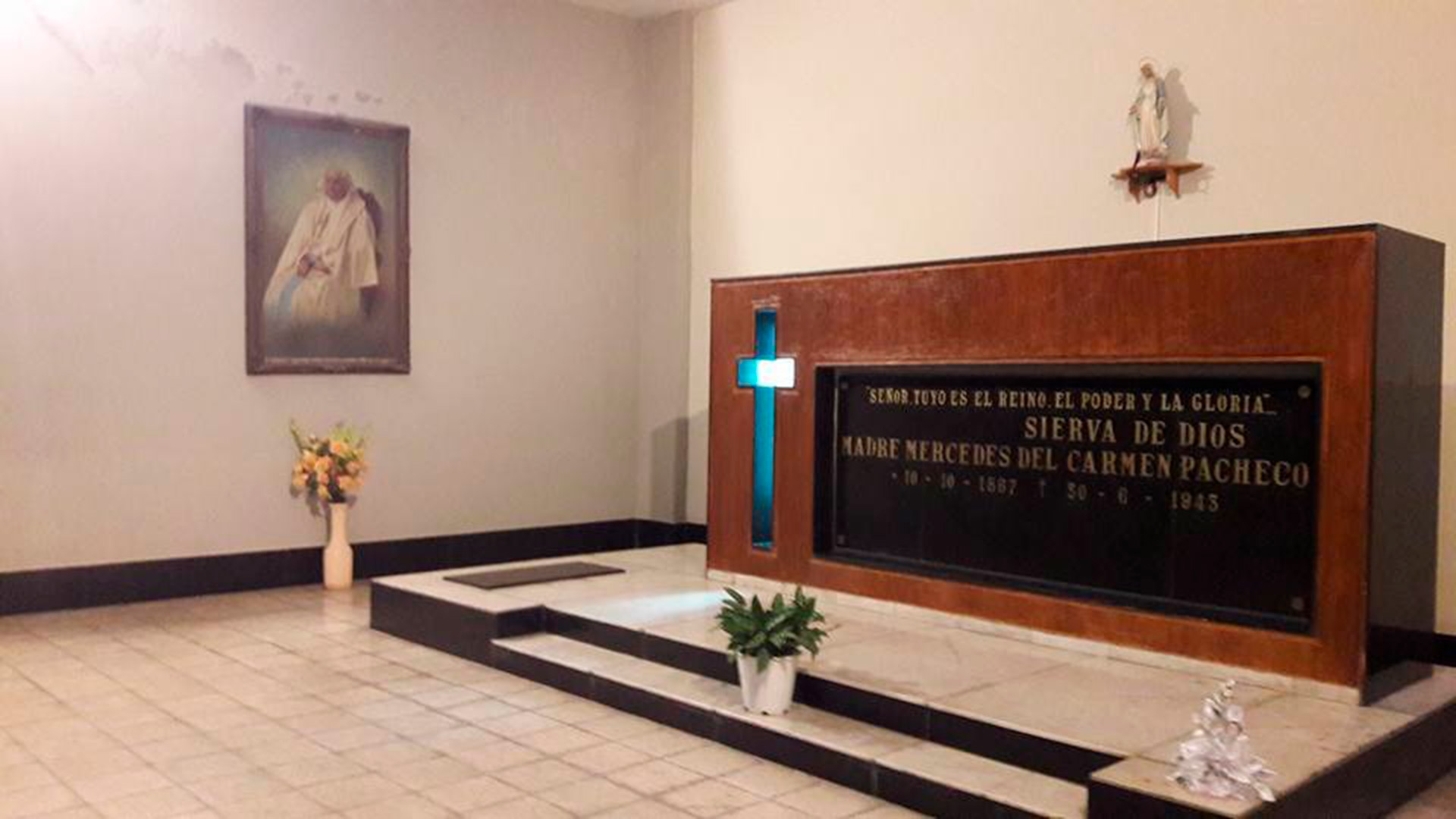La tumba de la Madre Mercedes del Carmen Pacheco.