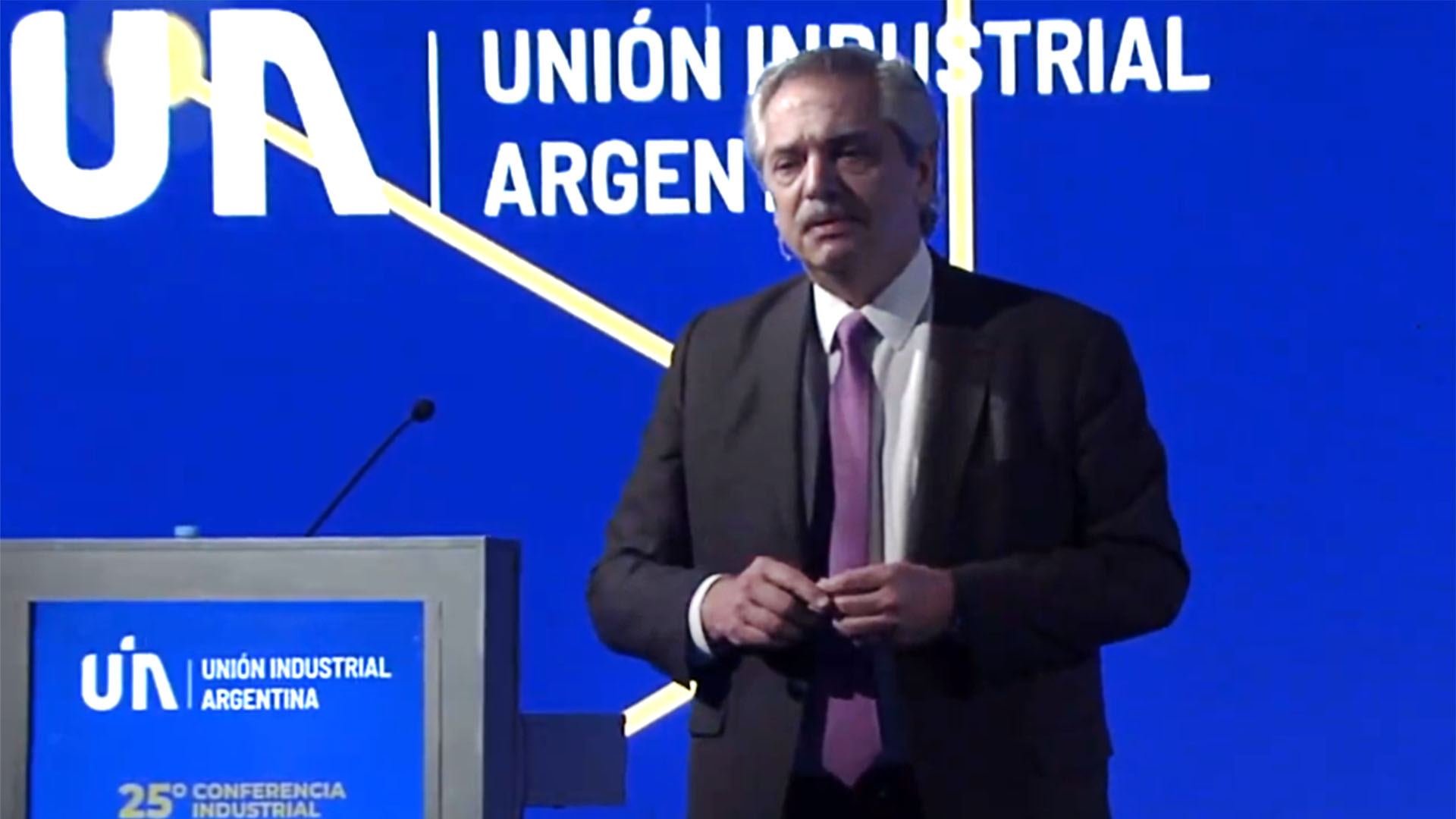 Alberto Fernández habló en el encuentro anual de la UIA el jueves y habló de "crecer para pagar".