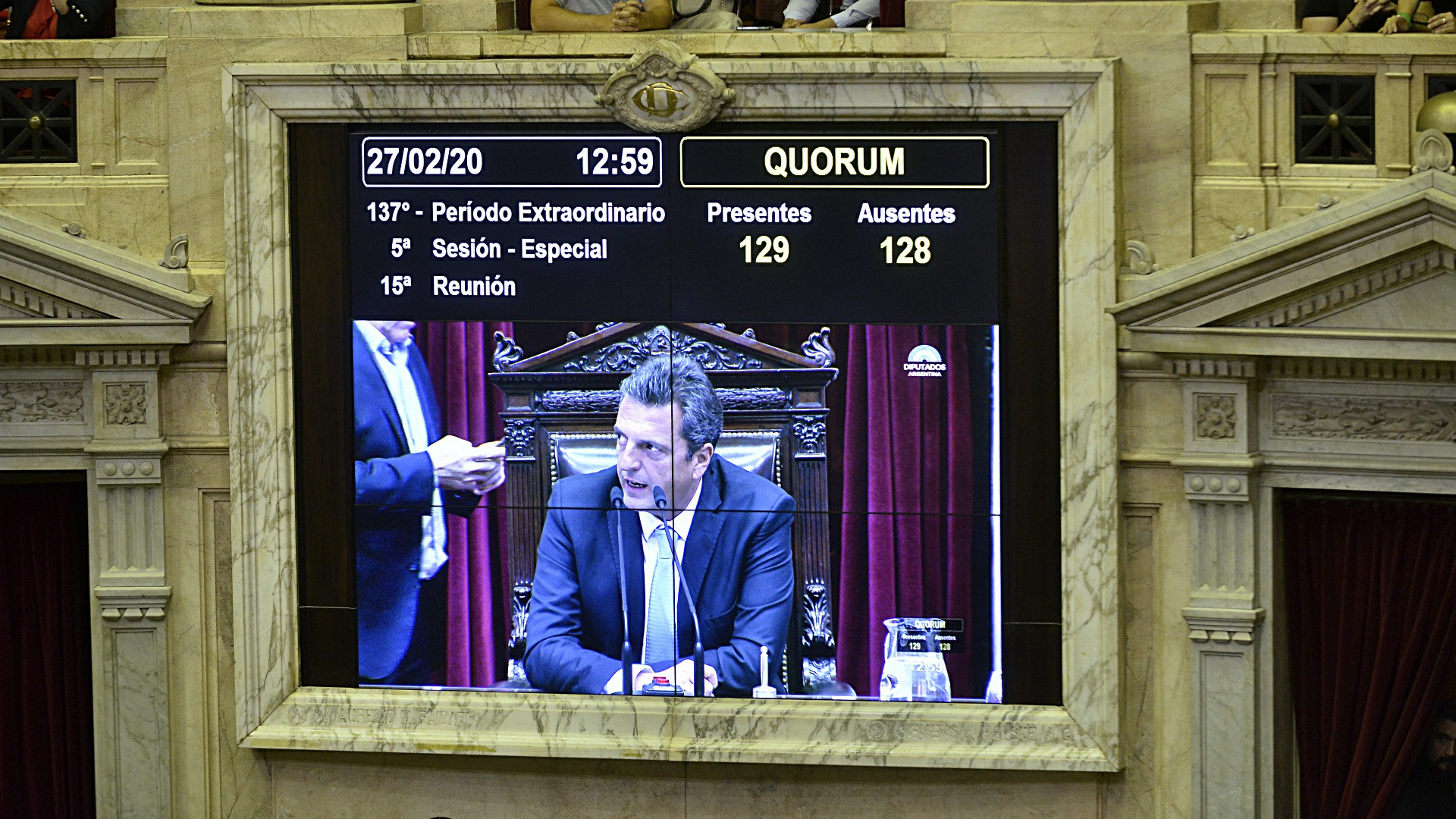 El momento en que el presidente de la Cámara de Diputados, Sergio Massa, anuncia que hay quórum