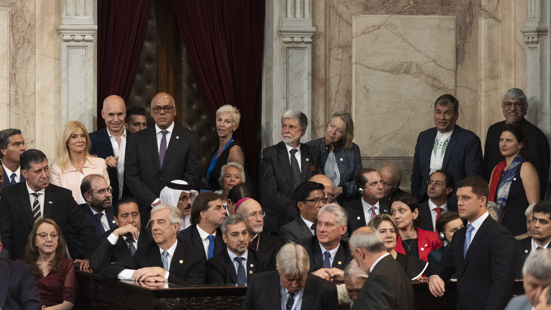 Diferentes mandatarios, ex presidentes y representantes de países de todo el continente americano se hicieron presentes en el Congreso de la Nación para acompañar el traspaso de mando
