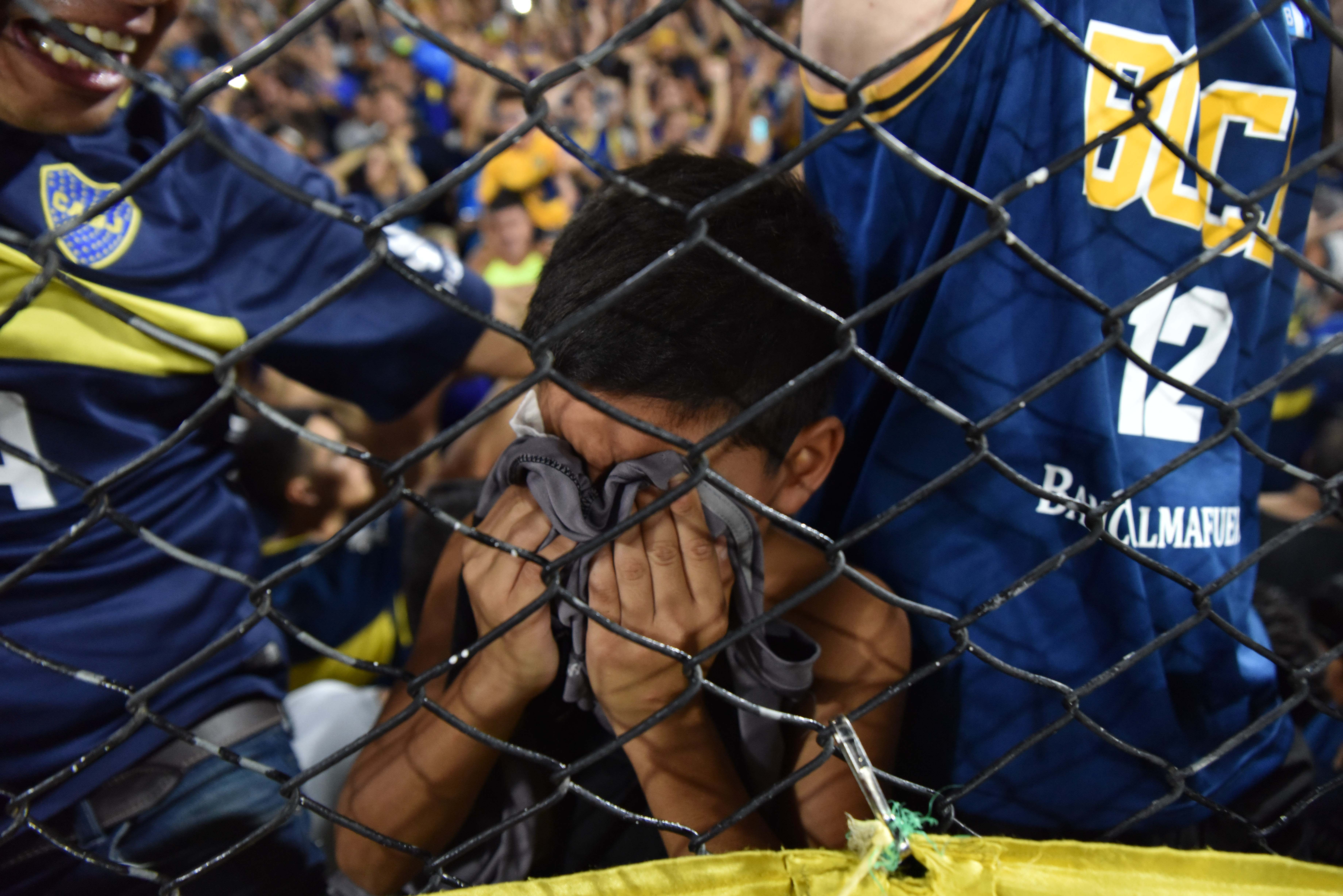 La emoción de los hinchas (Foto: Franco Fafasuli)