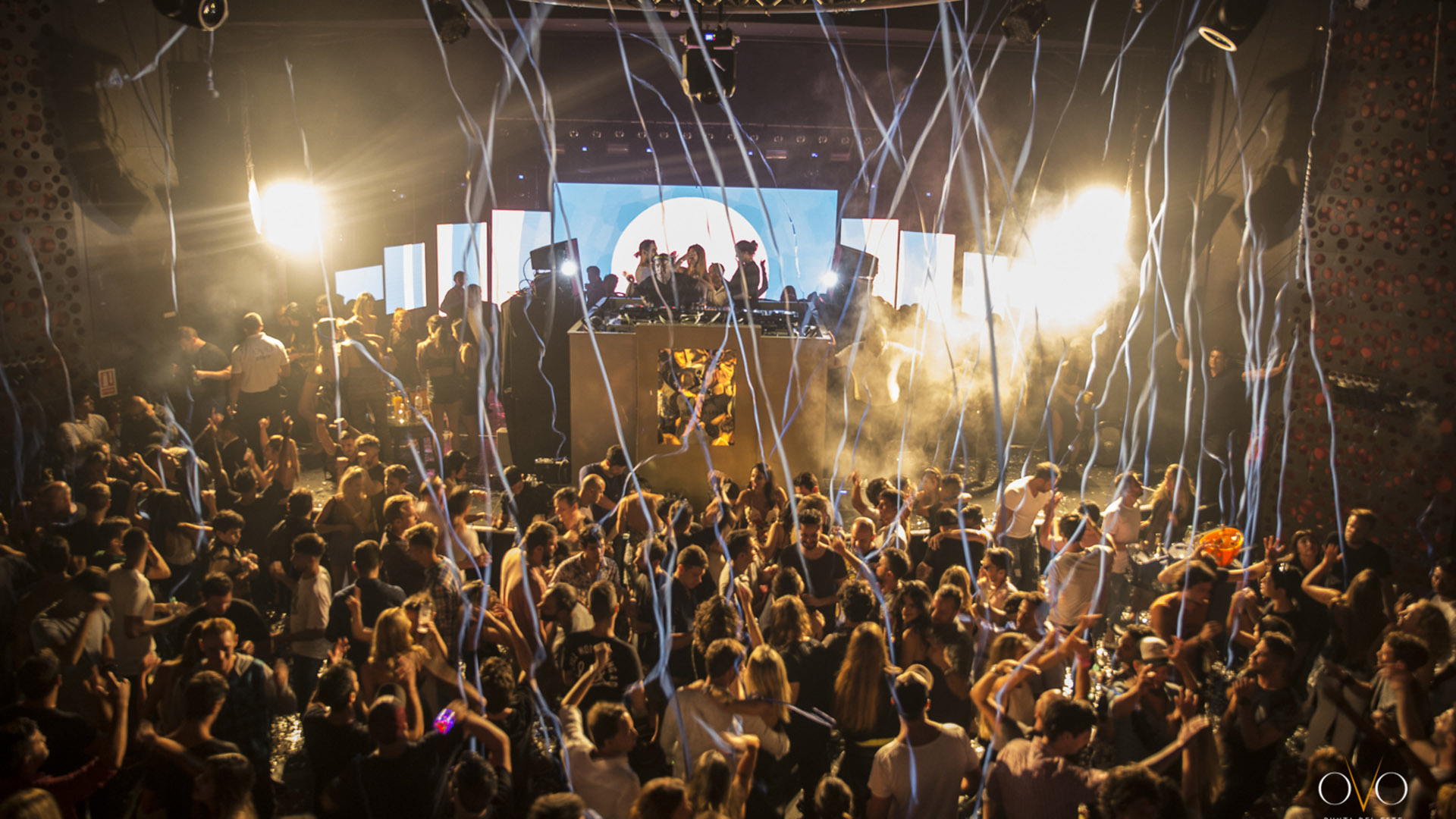 Por el Ovo Nightclub pasarán esta temporada Djs como Popof, Matador, Kolombo y Claptone, además del histórico Bob Sinclair.