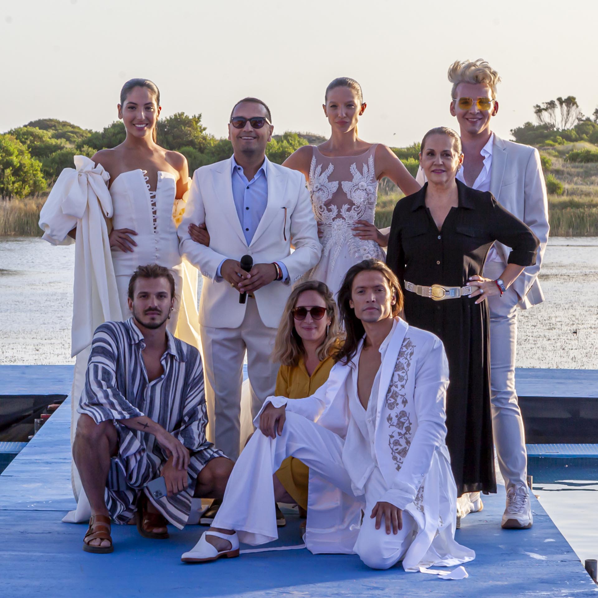 Alexia Toumikian, Fabián Medina Flores, Vicky Ramos, Susana Ortiz- Jorge Rey, Juan Sartor, Pupe Tete y Gustavo Pucheta en el final de La Costa Fashion Experience