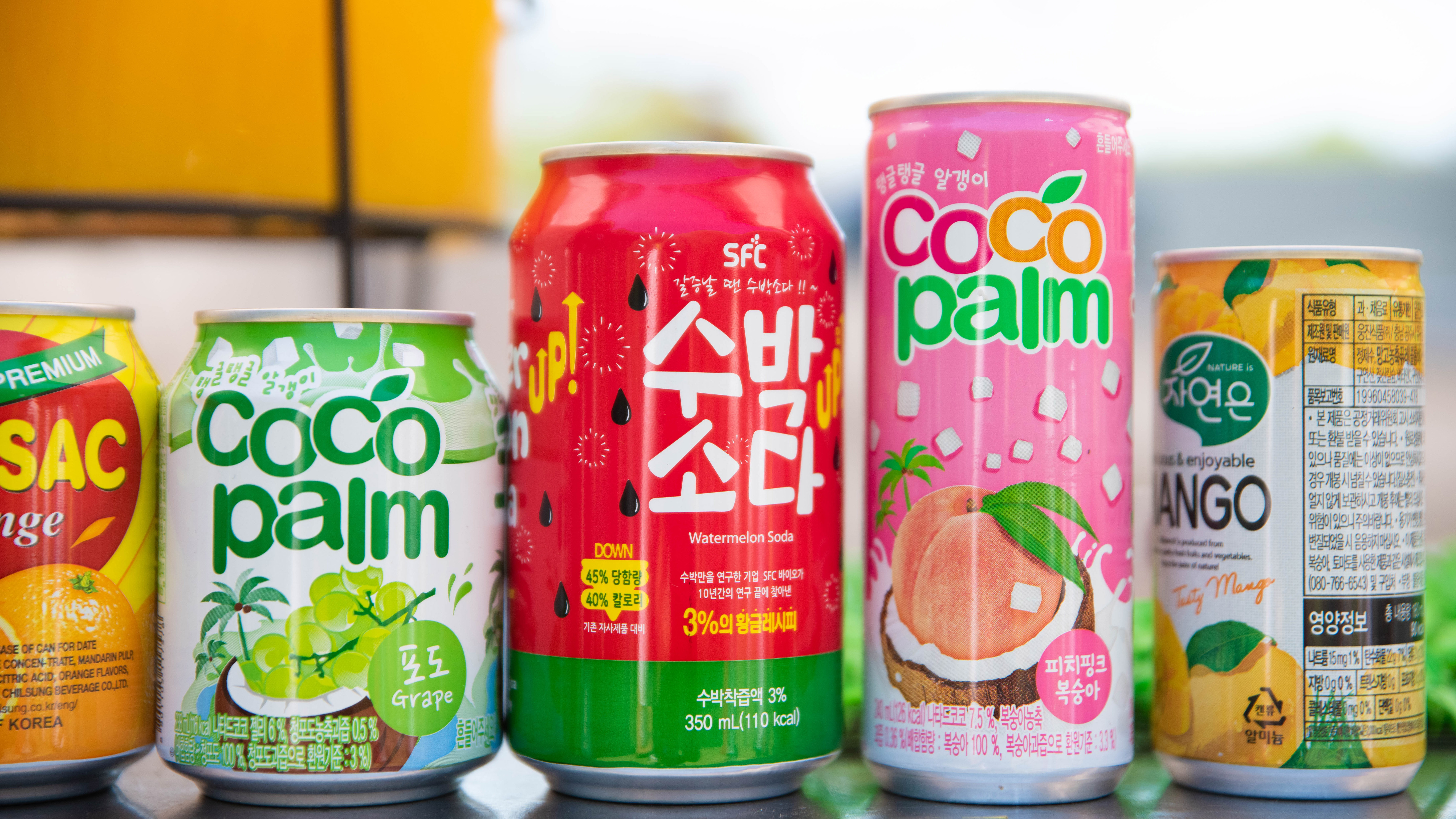 También se podían conseguir bebidas populares en China y Taiwan.