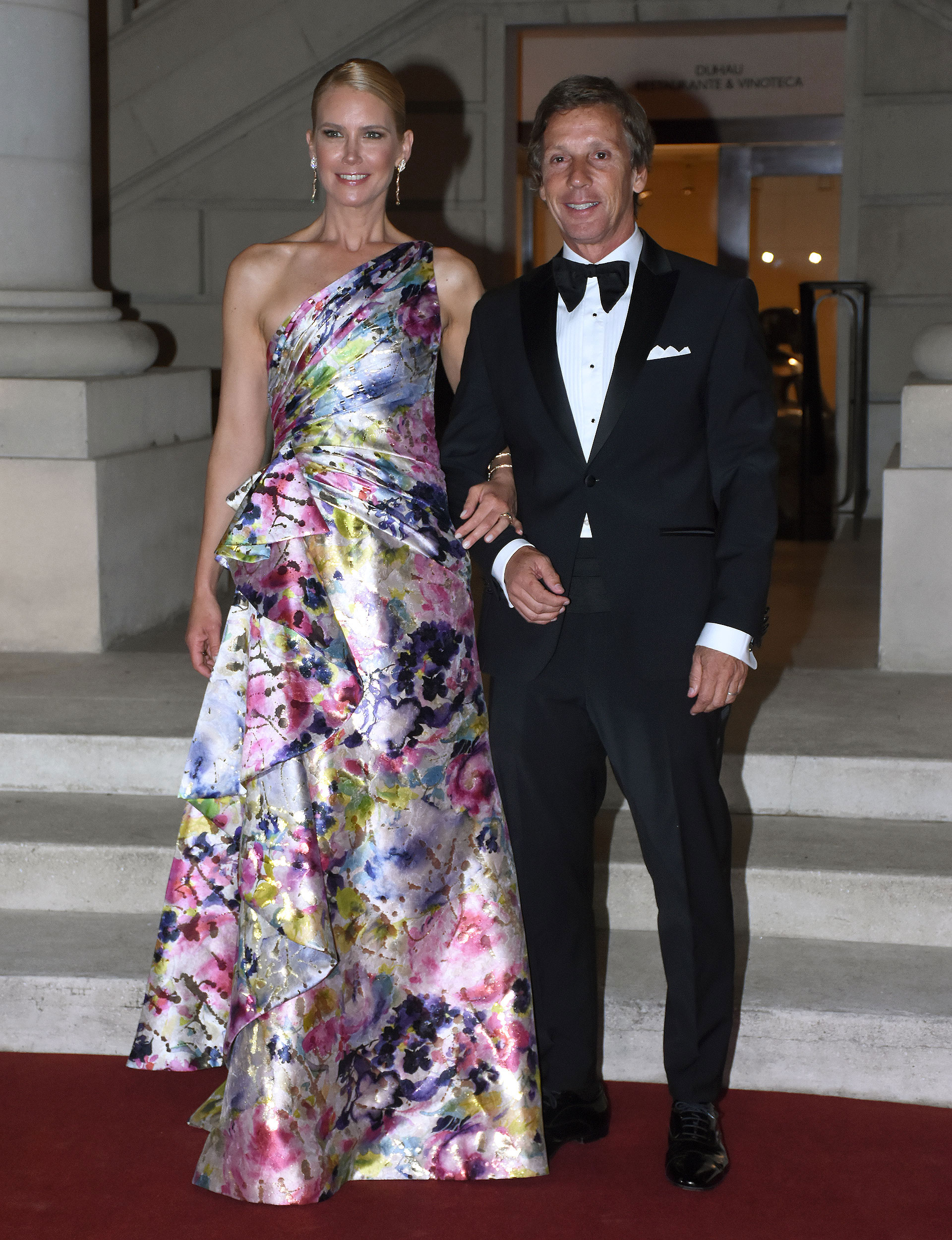 La gala de Valeria: Valeria Mazza, madrina de Pediatría del Hospital Universitario Austral, y su marido Alejandro Gravier en una nueva edición de la gala anual, a beneficio del piso pediátrico de esa institución médica