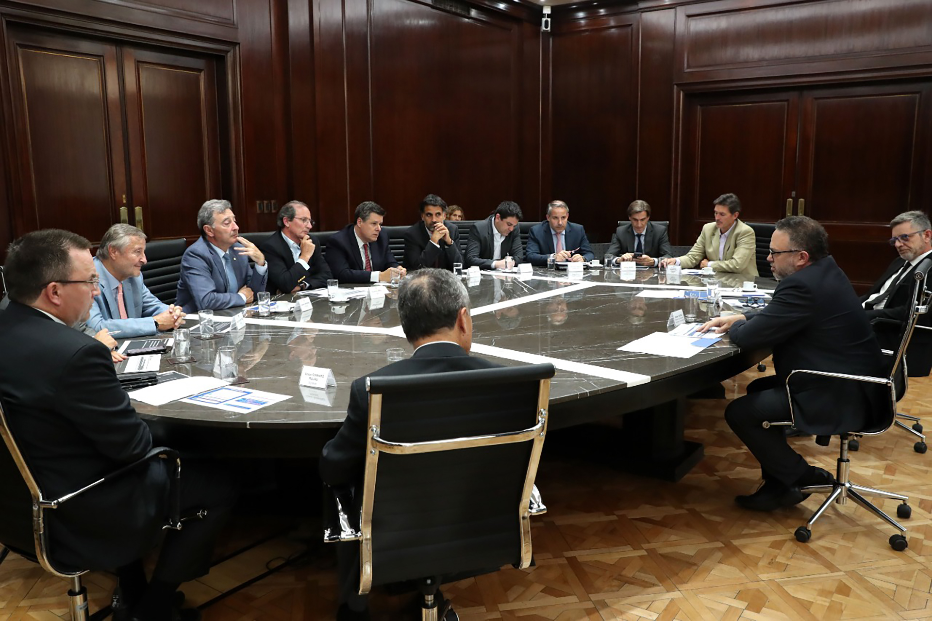 Los presidentes de las automotrices que fabrican le habían explicado a Kulfas el impacto de la suba de los impuestos