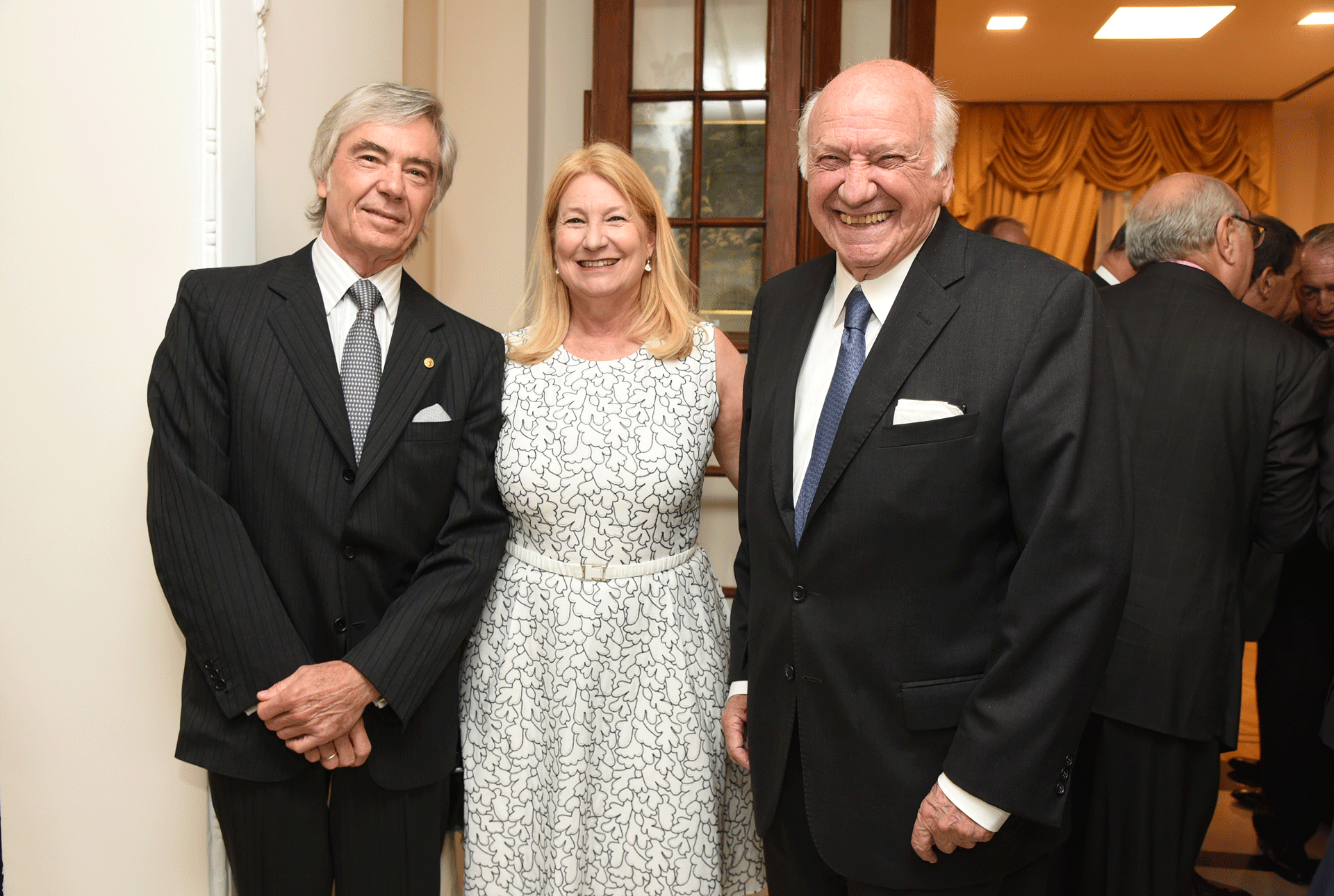 Charlie Blaquier junto a su mujer, María Taquini de Blaquier, y Alberto Taquini