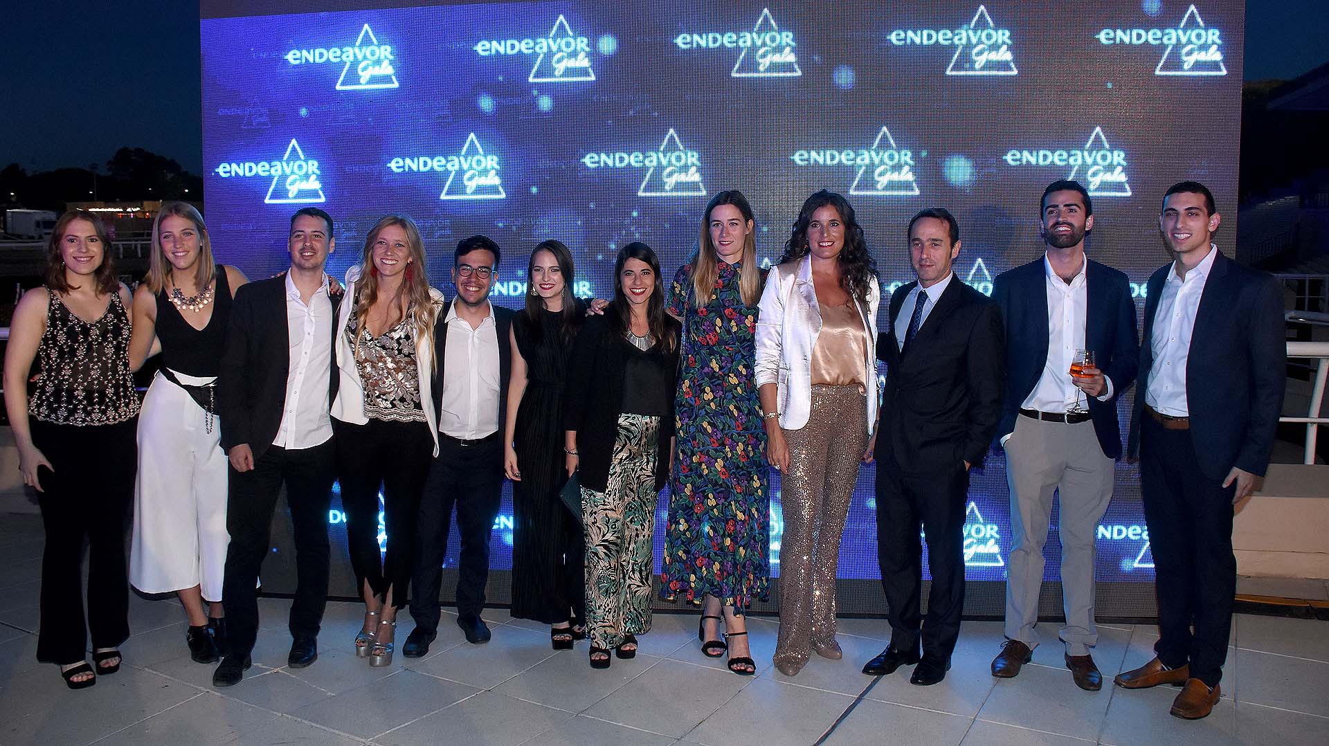 Parte del staff de Endeavor