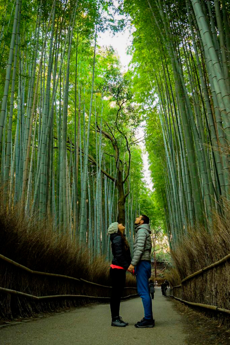 Juntos en Japón. Desde el primer flechazo, la pasión por los viajes los unió. “Visitar distintas ciudad, sacar fotos, conocer gente nueva, todo eso lo soñábamos y anhelábamos... pero había miedos"