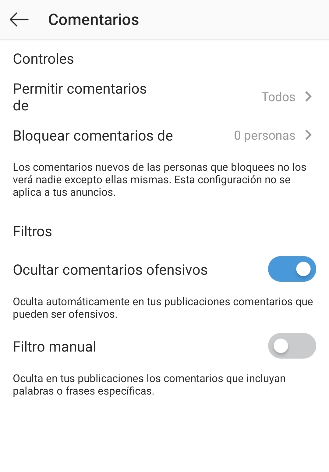 Se puede optar por ocultar los comentarios ofensivos y también configurar un filtro manual.