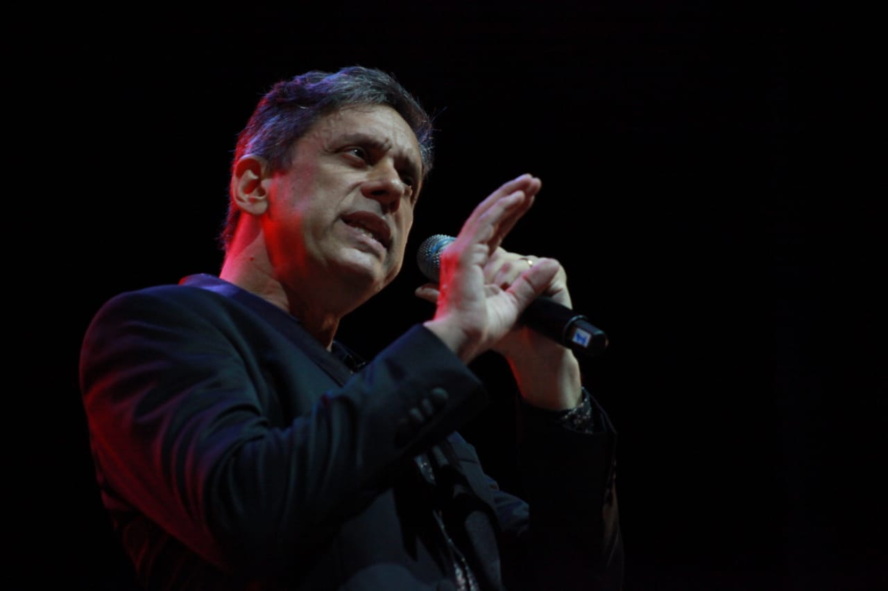Juan Rodó, el reconocido barítono y uno de los referentes máximos del musical argentino, se lució al repasar su carrera, brindando un emocionante recorrido por un repertorio que incluyó piezas de Bella y Bestia, Los Miserables, Nine, Drácula, Papaíto Piernas Largas, Los Fantasticks, Jekyll & Hyde, entre otros