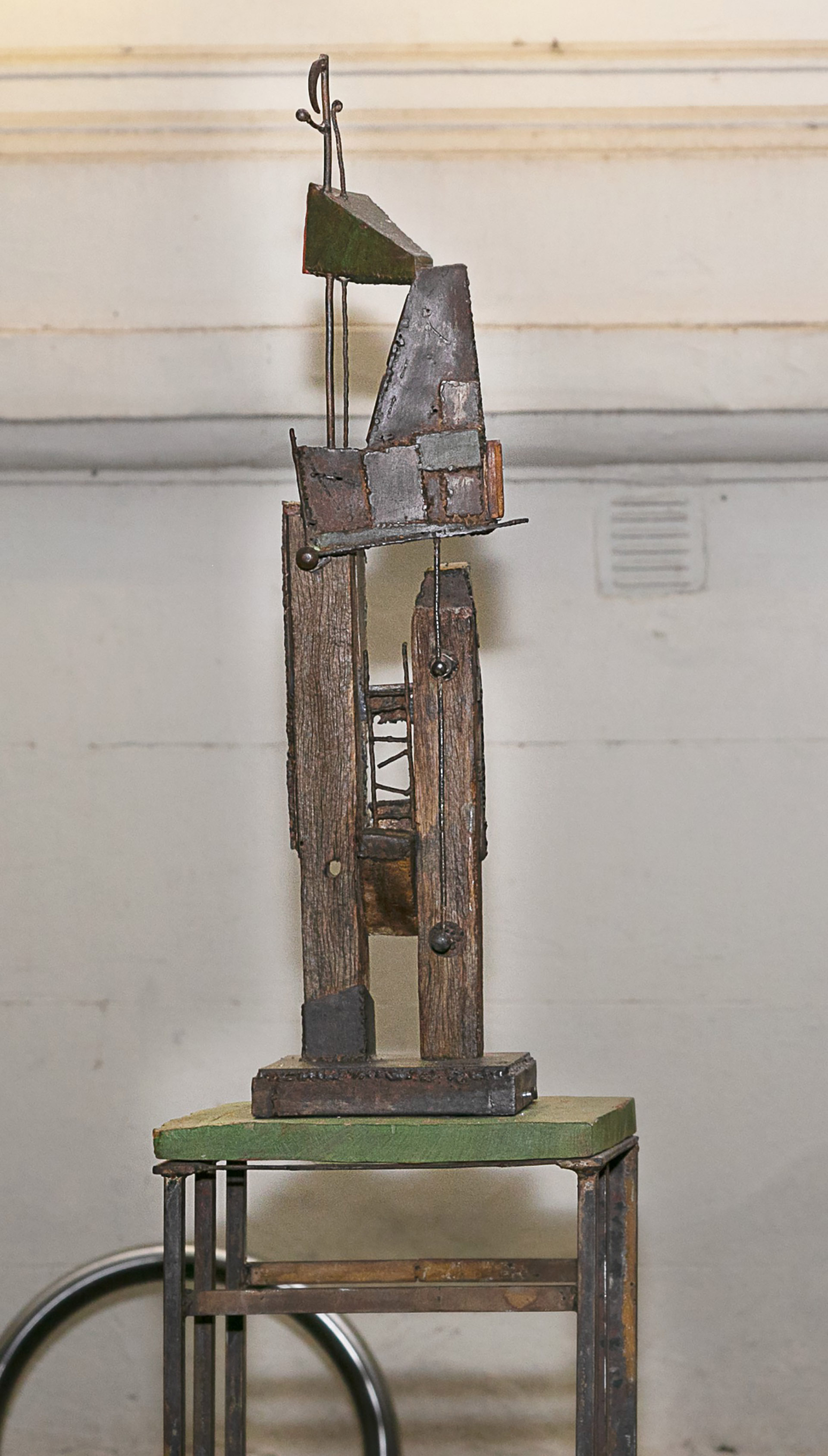 Fue en el taller del reconocido escultor, Ricardo de la Serna, donde Carmela Blanco encontró en la escultura otra forma de expresarse