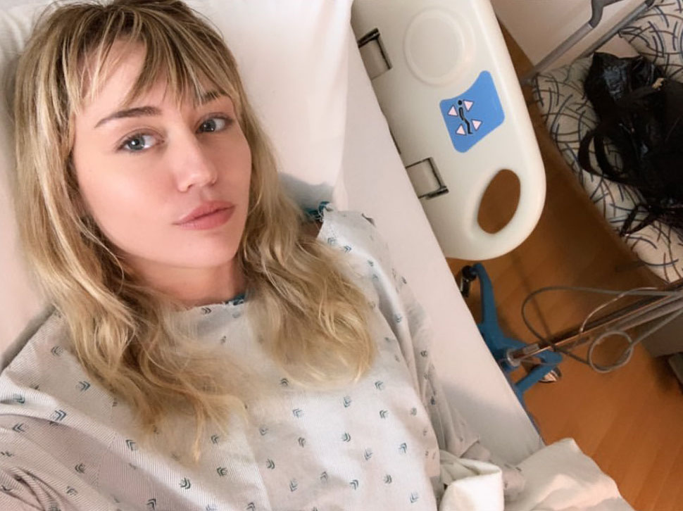 En un primer momento le diagnosticaron amigdalitis pero los médicos se dieron cuenta que tenía un problema en su cuerdas vocales que venía de años atrás y que tenía que solucionarse lo antes posible