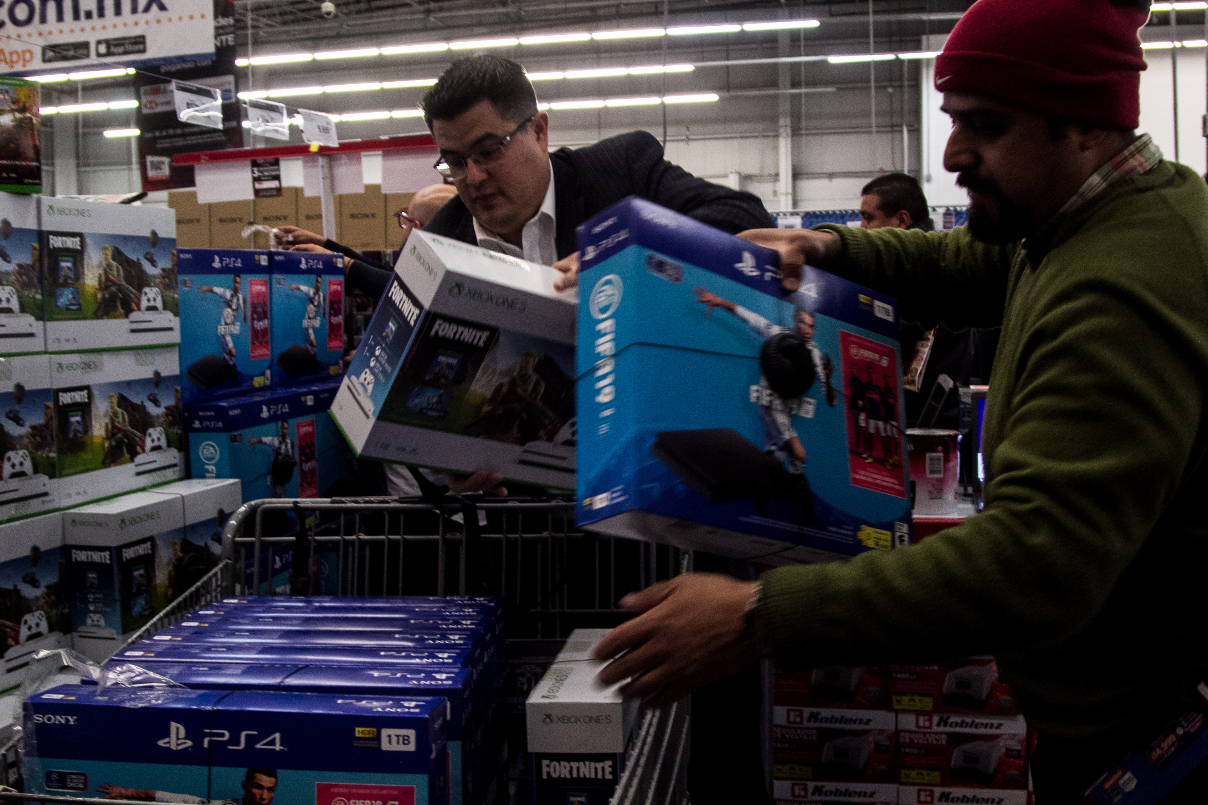 Las consolas de videojuegos son algunos de los artículos más buscados (Foto: Cuartoscuro)