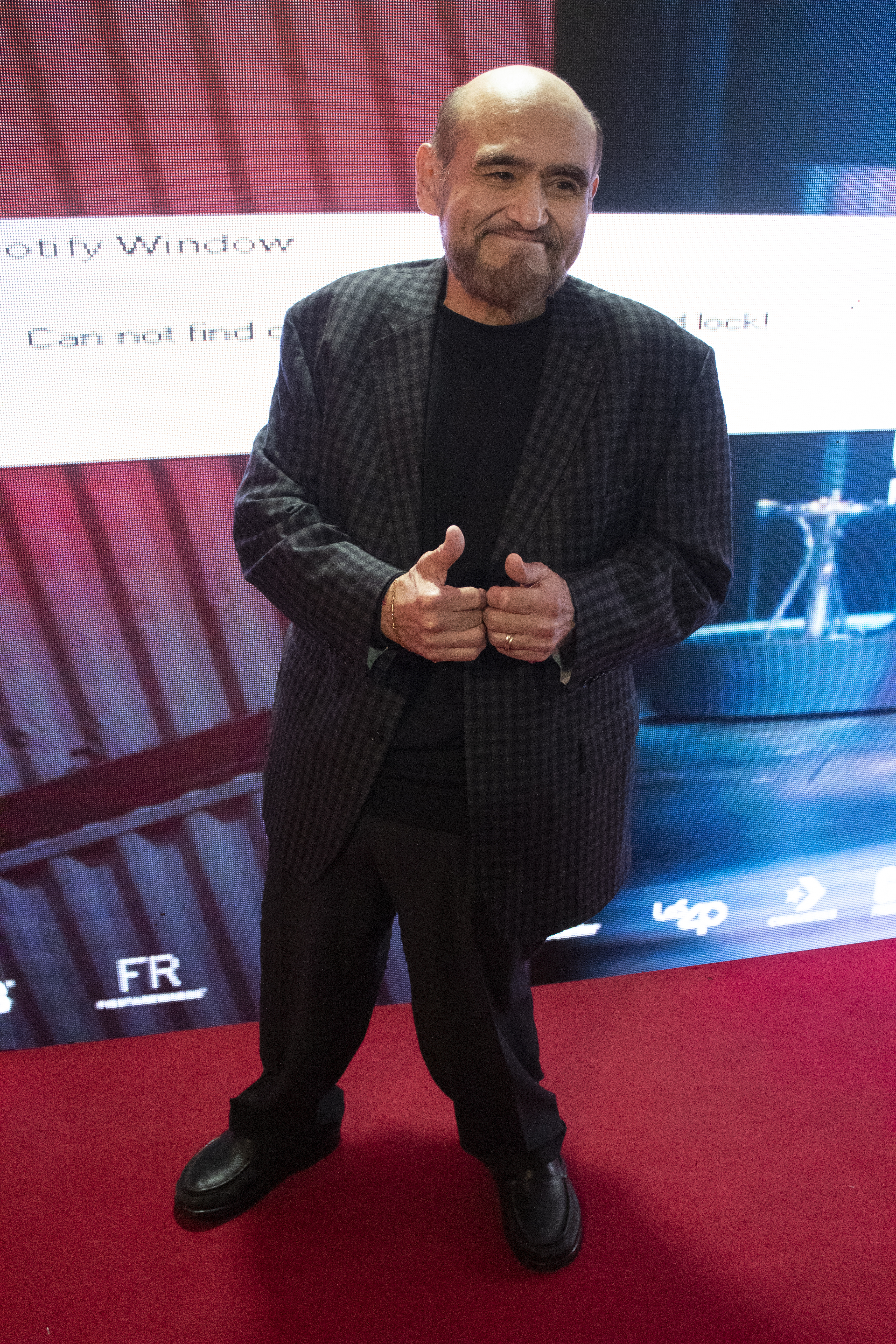 Édgar Vivar.