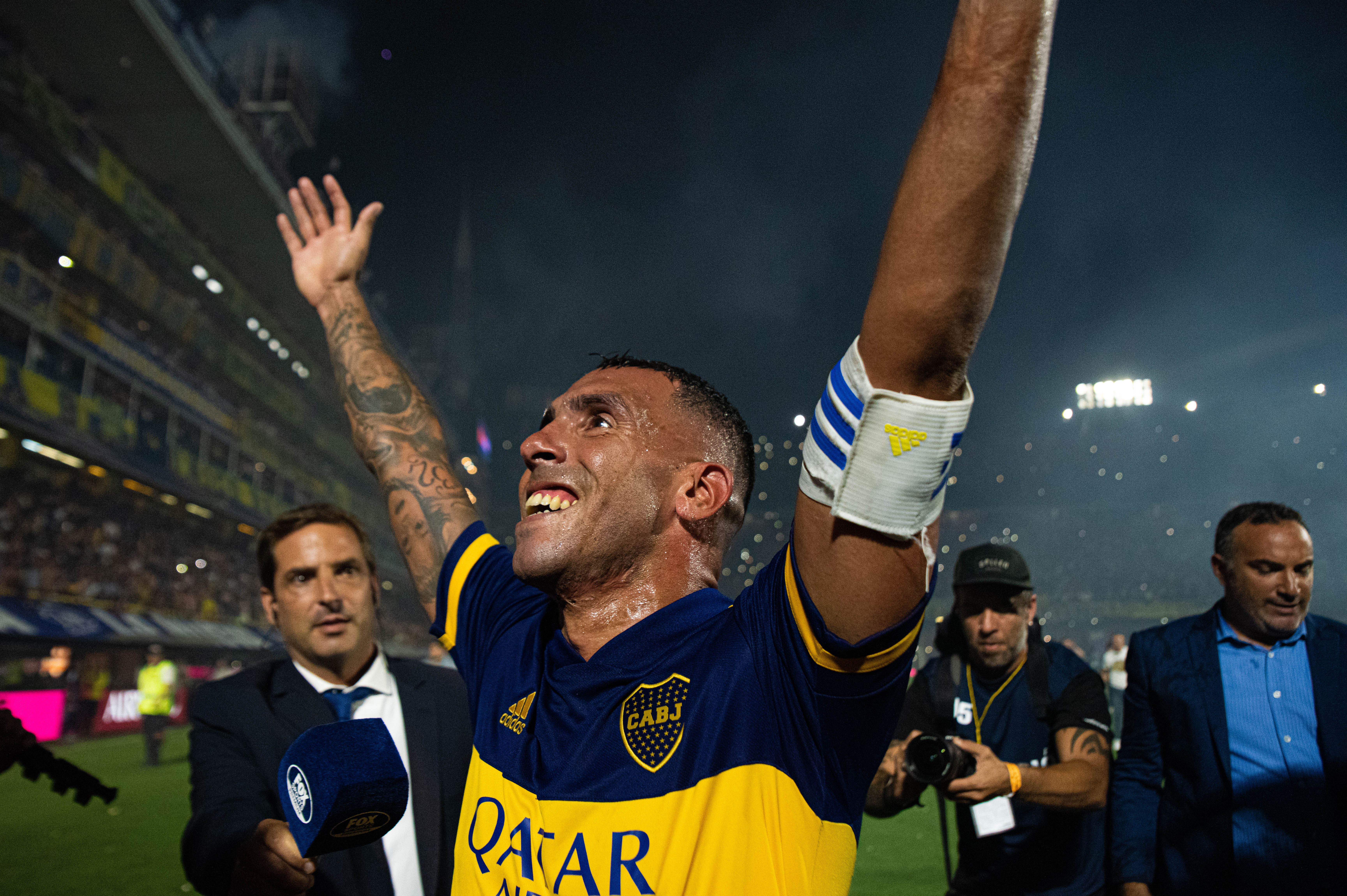 Tevez, el capitán que se puso la 10 para ser campeón (Franco Fafasuli)