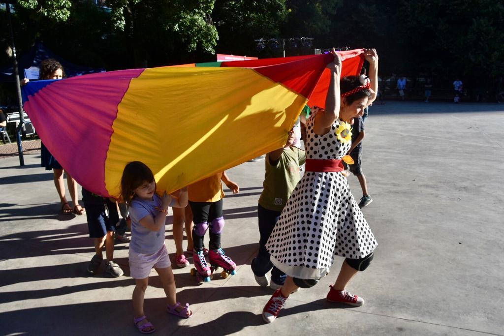 Hubo actividades recreativas para toda la familia, clowns y artistas en vivo