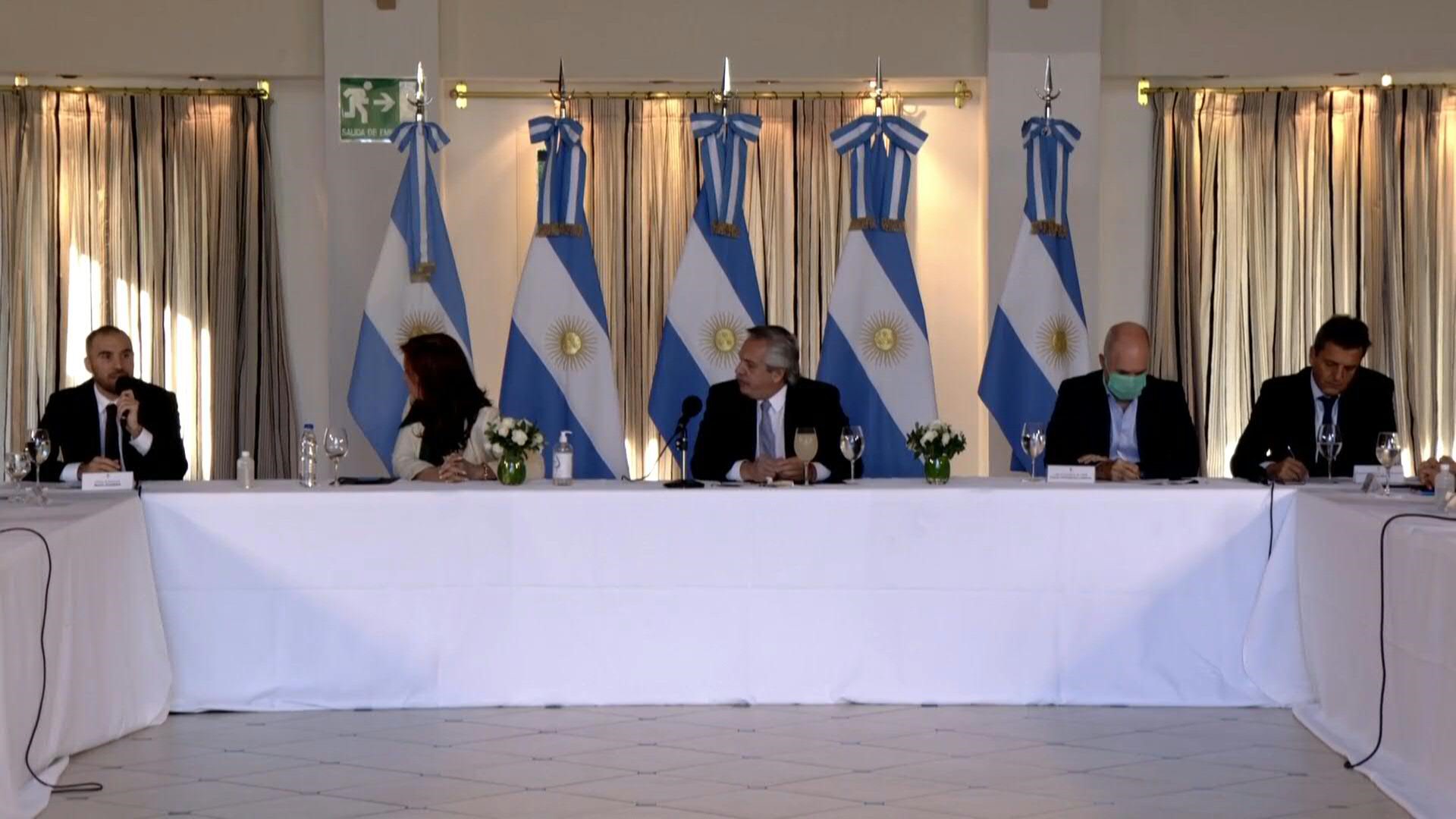 El ministro Martín Guzmán, al presentar los lineamientos de la propuesta de renegociación de la deuda