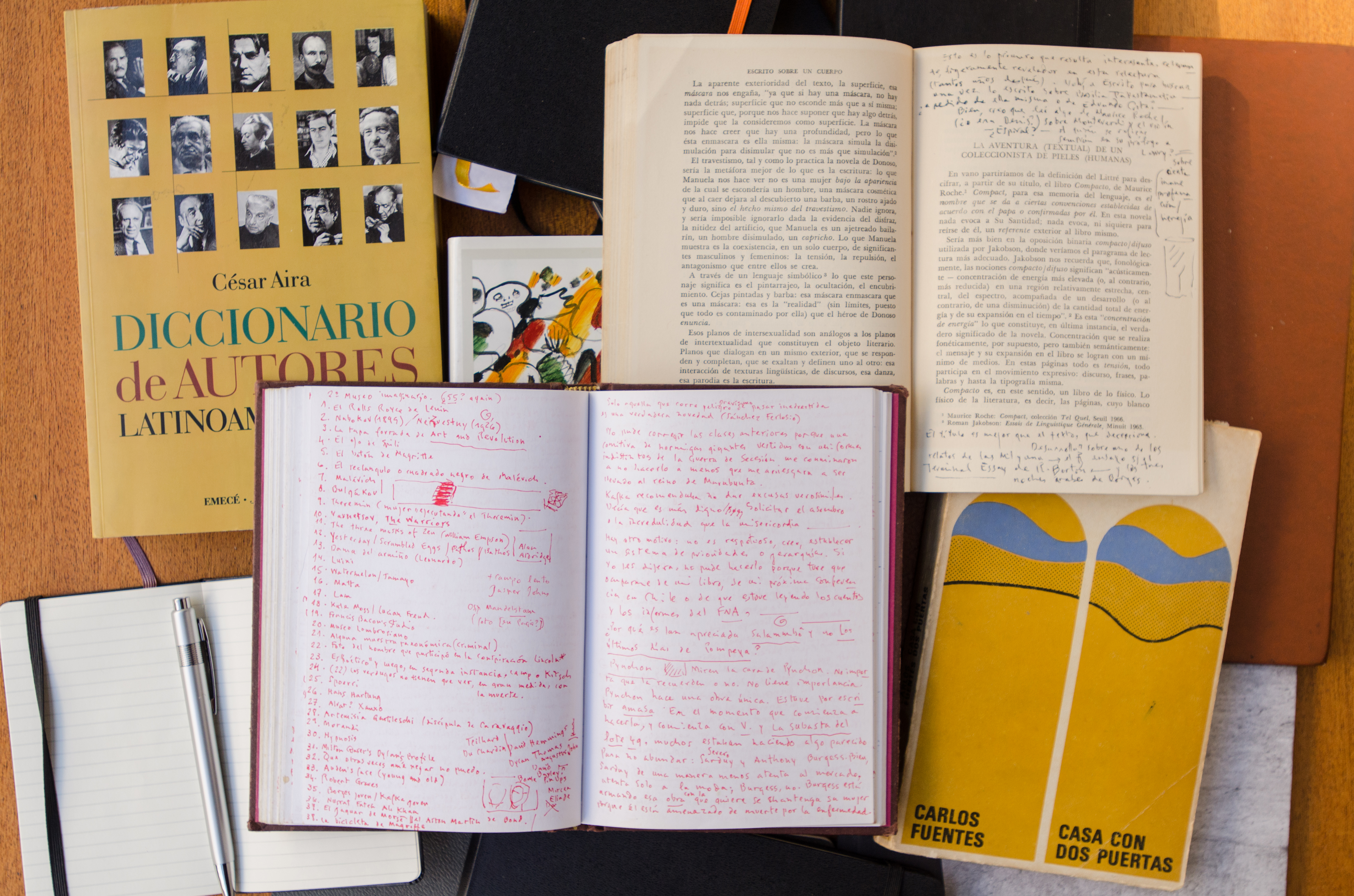 Cuadernos de notas de Chitarroni. Foto: Santiago Ortiz