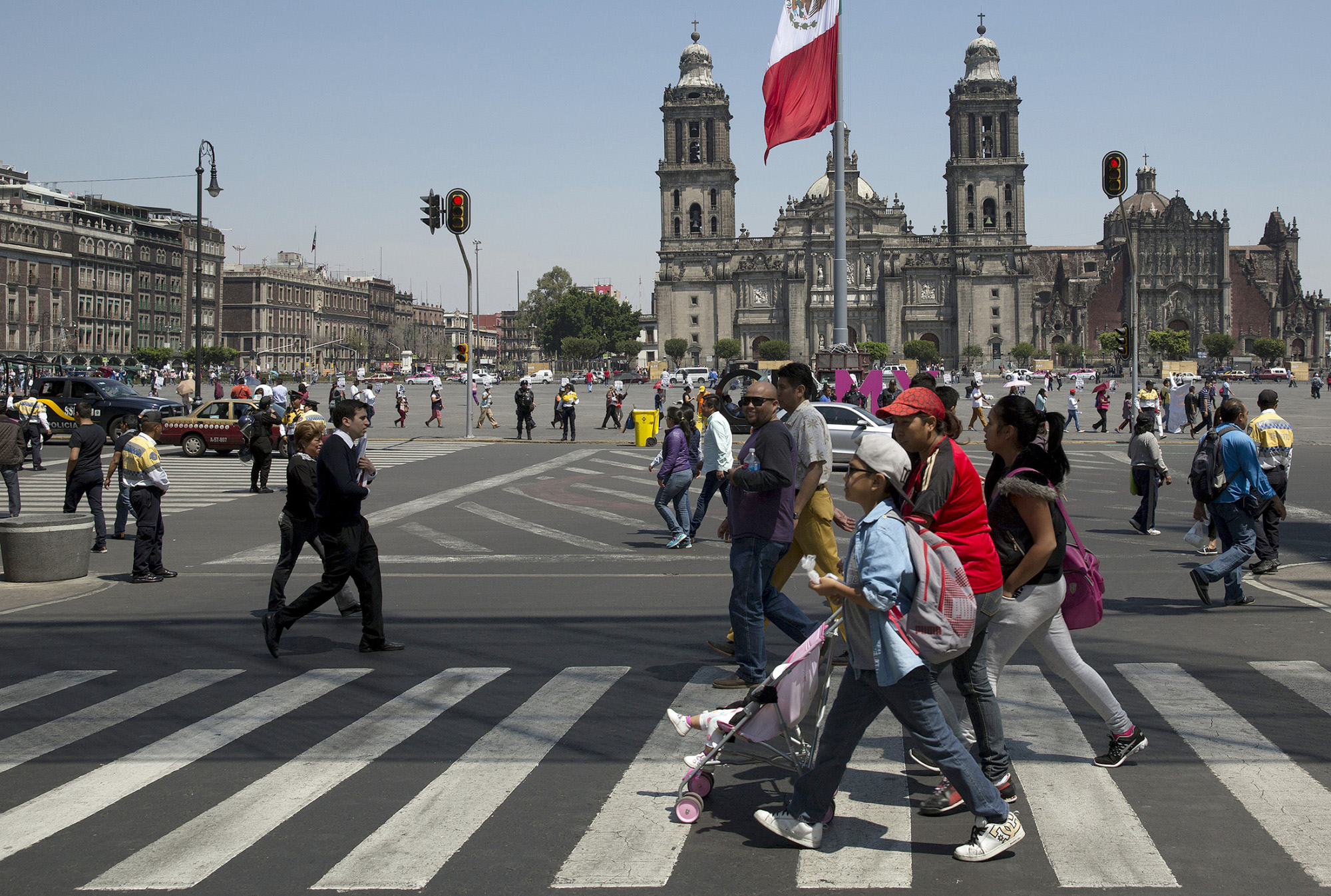 En México no se acostumbra que existan psicólogas en cada escuela y la salud mental es un tema pendiente (Foto: Bloomberg /Susana Gonzalez)