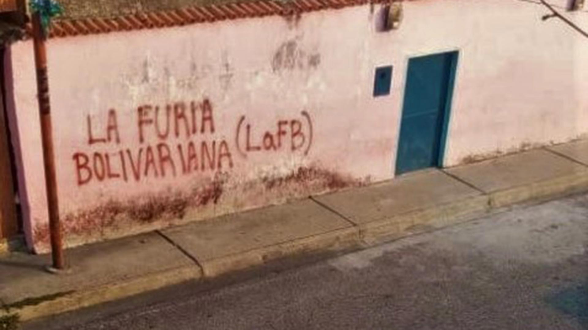 "La FB (Furia Bolivariana)" dejó esta pintada en la casa de Libio Rondón