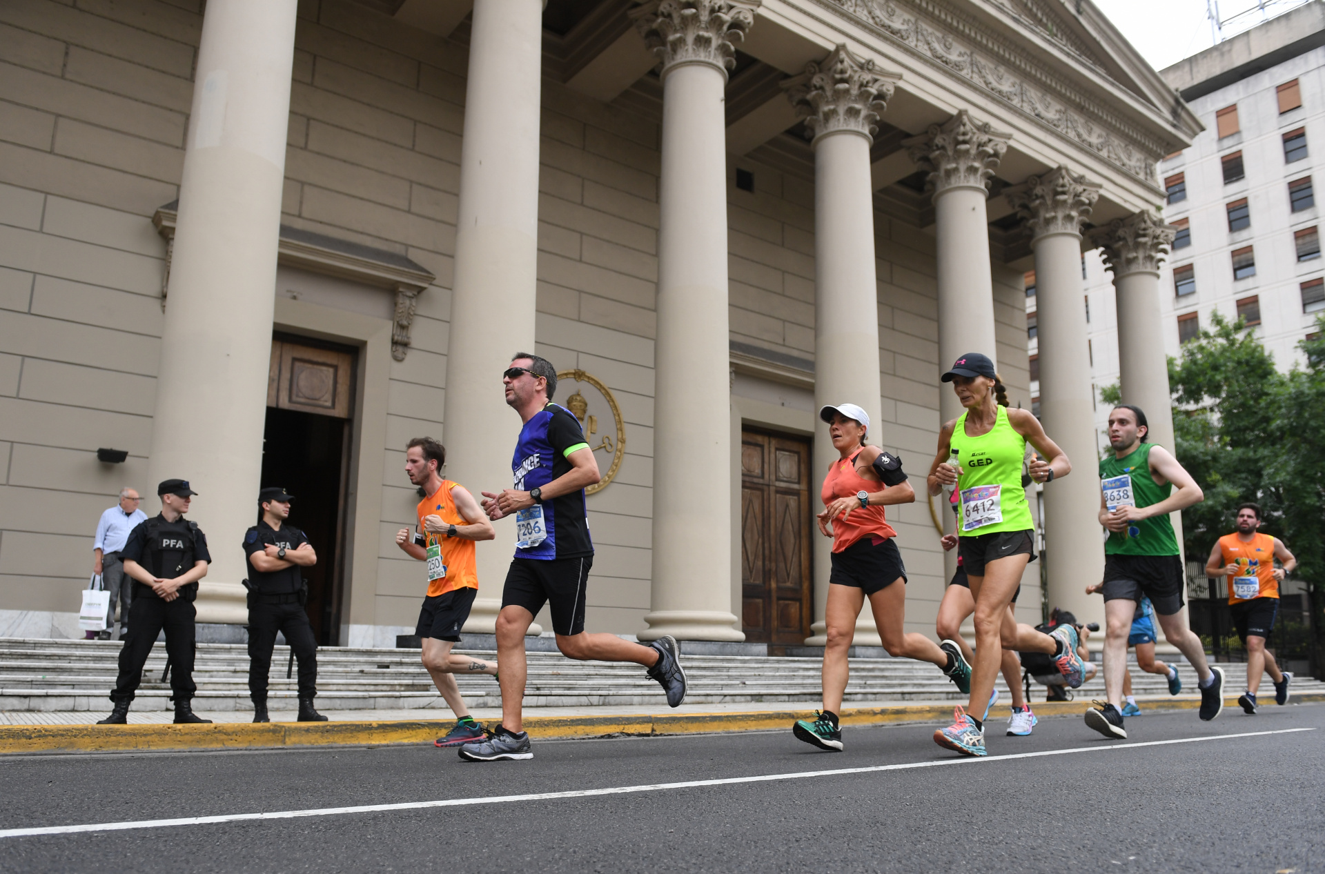 Hubo corredores profesionales pero también aficionados fanáticos del running (Maximiliano Luna)