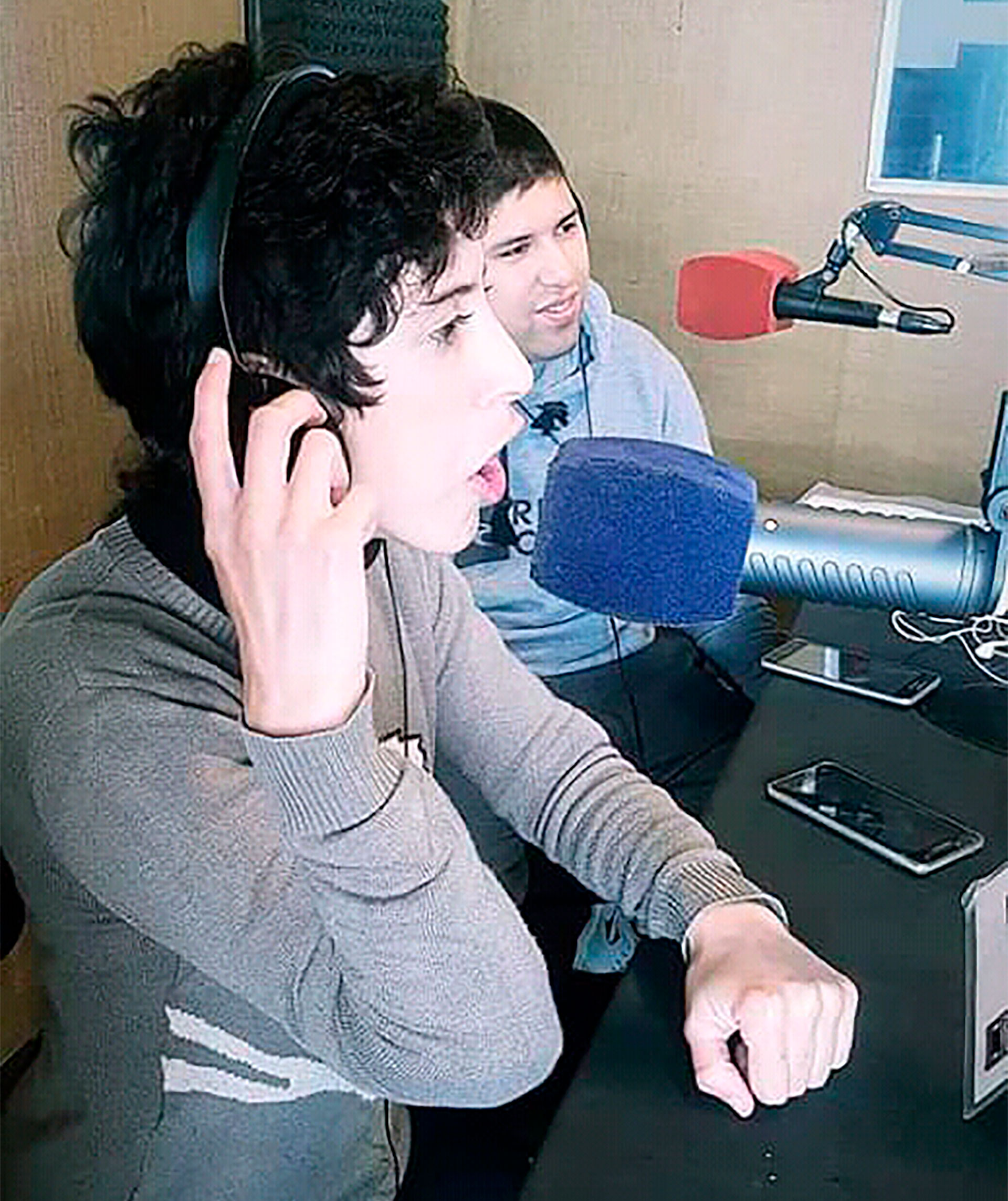 Flor en la radio, el lugar que le cambió la vida