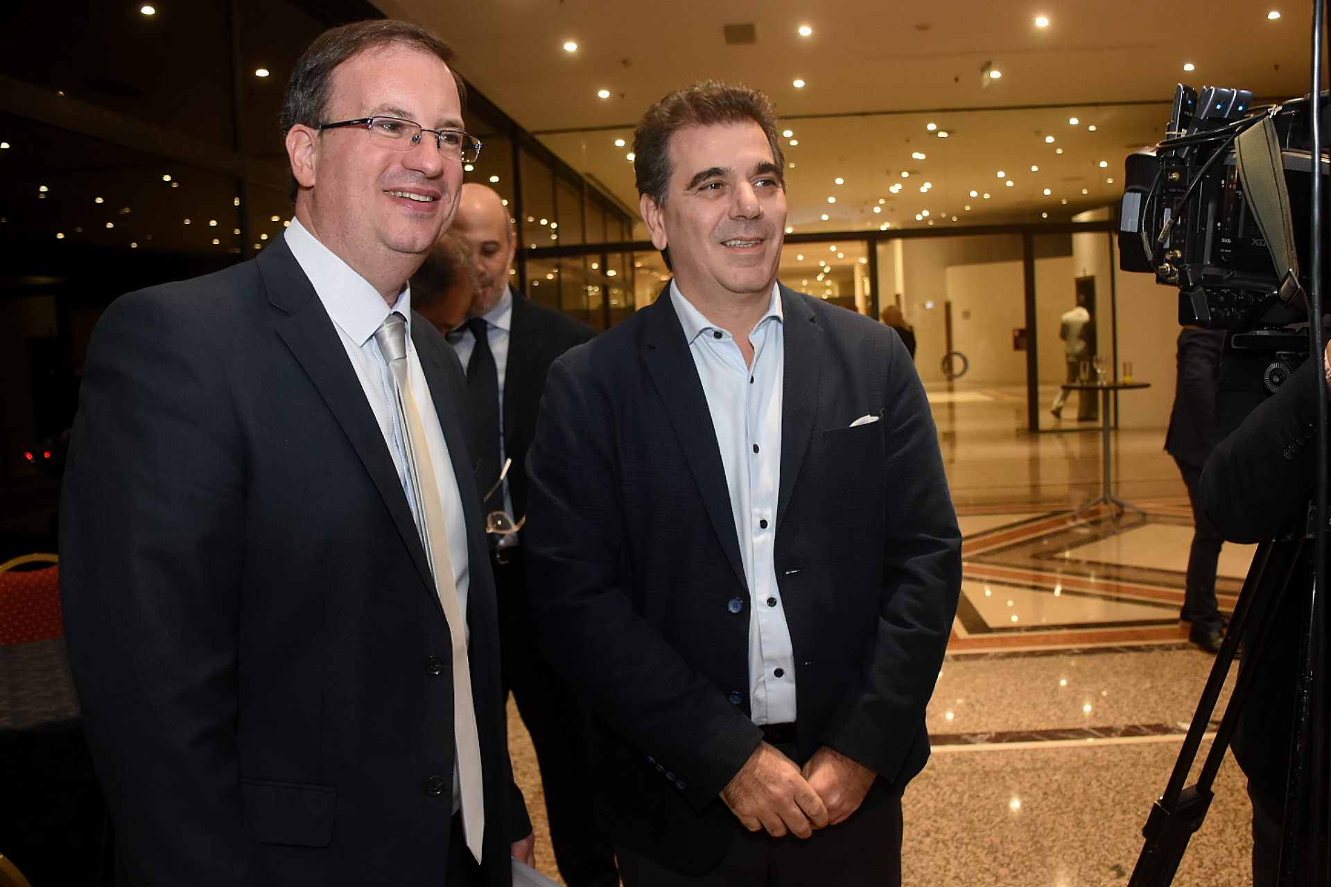 Andrés D'Alessandro, director ejecutivo de Adepa, junto al diputado nacional de Cambiemos Cristian Ritondo