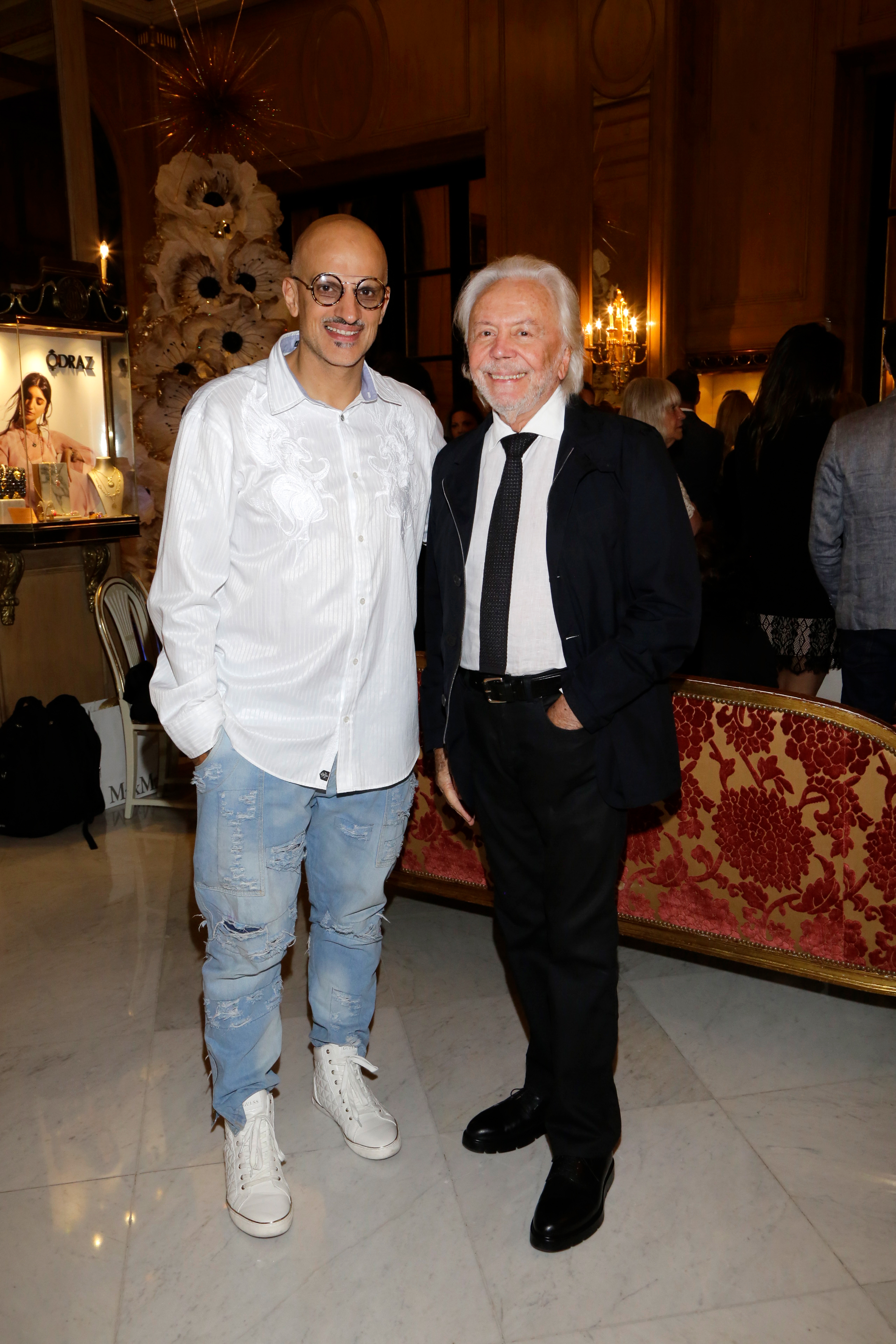 El empresario teatral Guillermo Marín y Guido Parisier