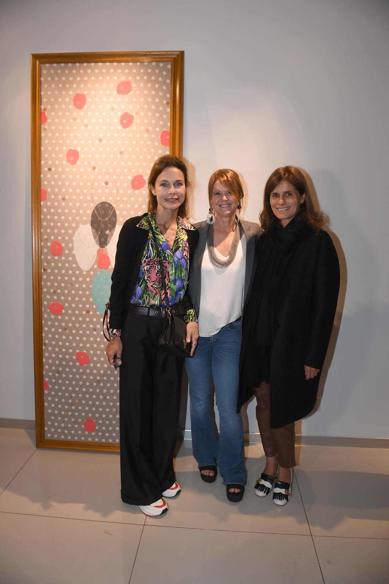 La artista junto a Flavia Martini y Paula Cahen D'Anvers