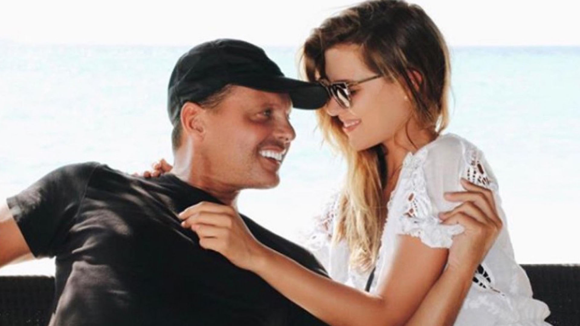 Se dice que a Michelle Salas no le gustó cómo fue presentada su mamá en la serie de Luis Miguel y por ello se distanció del cantante (Foto: Instagram Michelle Salas)