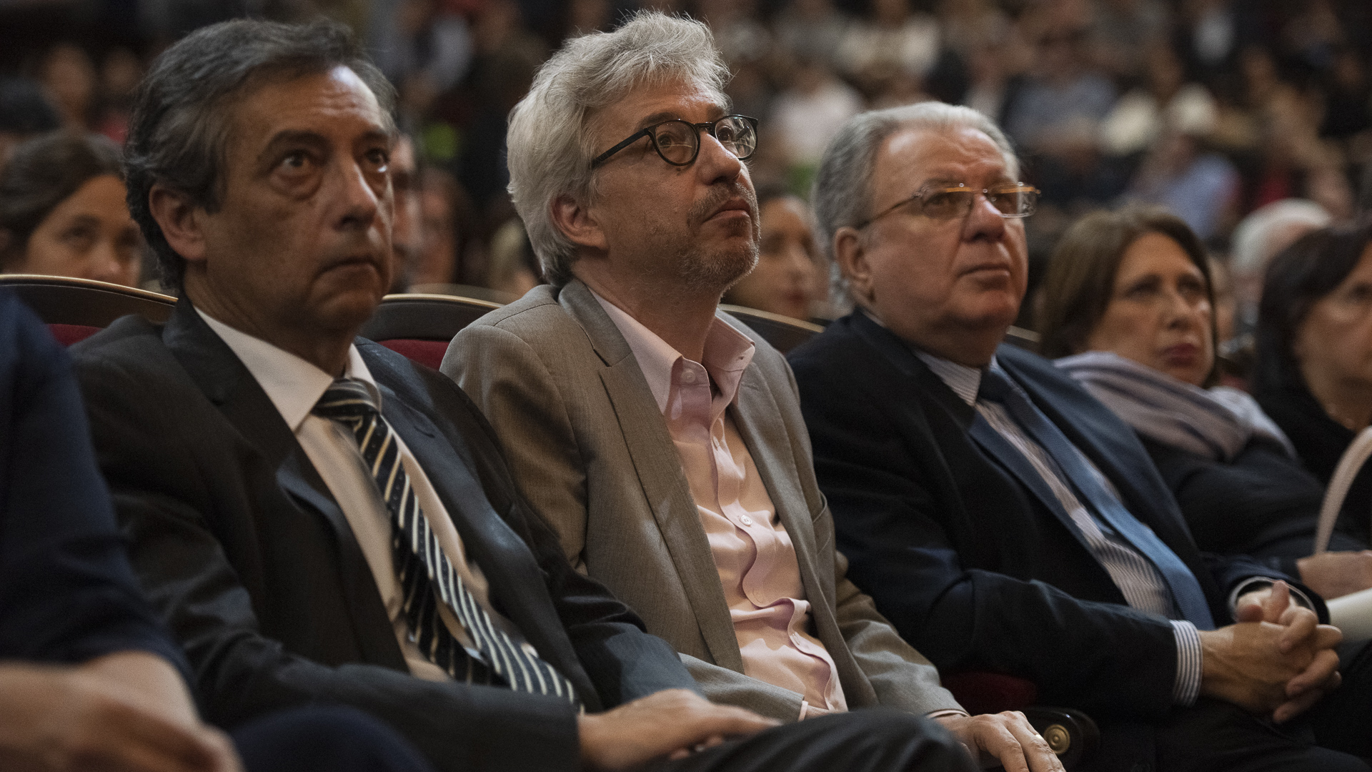 Fabian Musso, del estudio Righi; Horacio Corti, defensor general de la Ciudad y a la derecha Alberto Barbieri, rector de la Universidad Buenos Aires