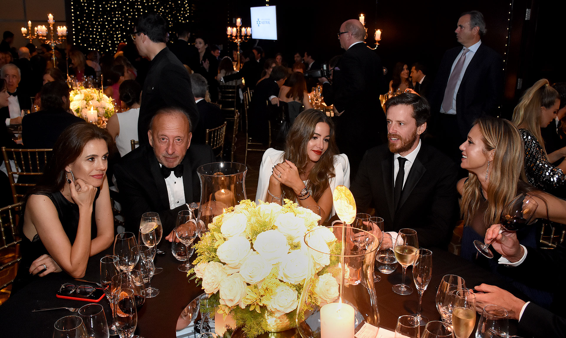 Camila Nosiglia, Mauricio Filiberti (Transclor) y su mujer Camila Pitana, junto a Pedro Aguirre Saravia y su mujer Sabine Mulliez