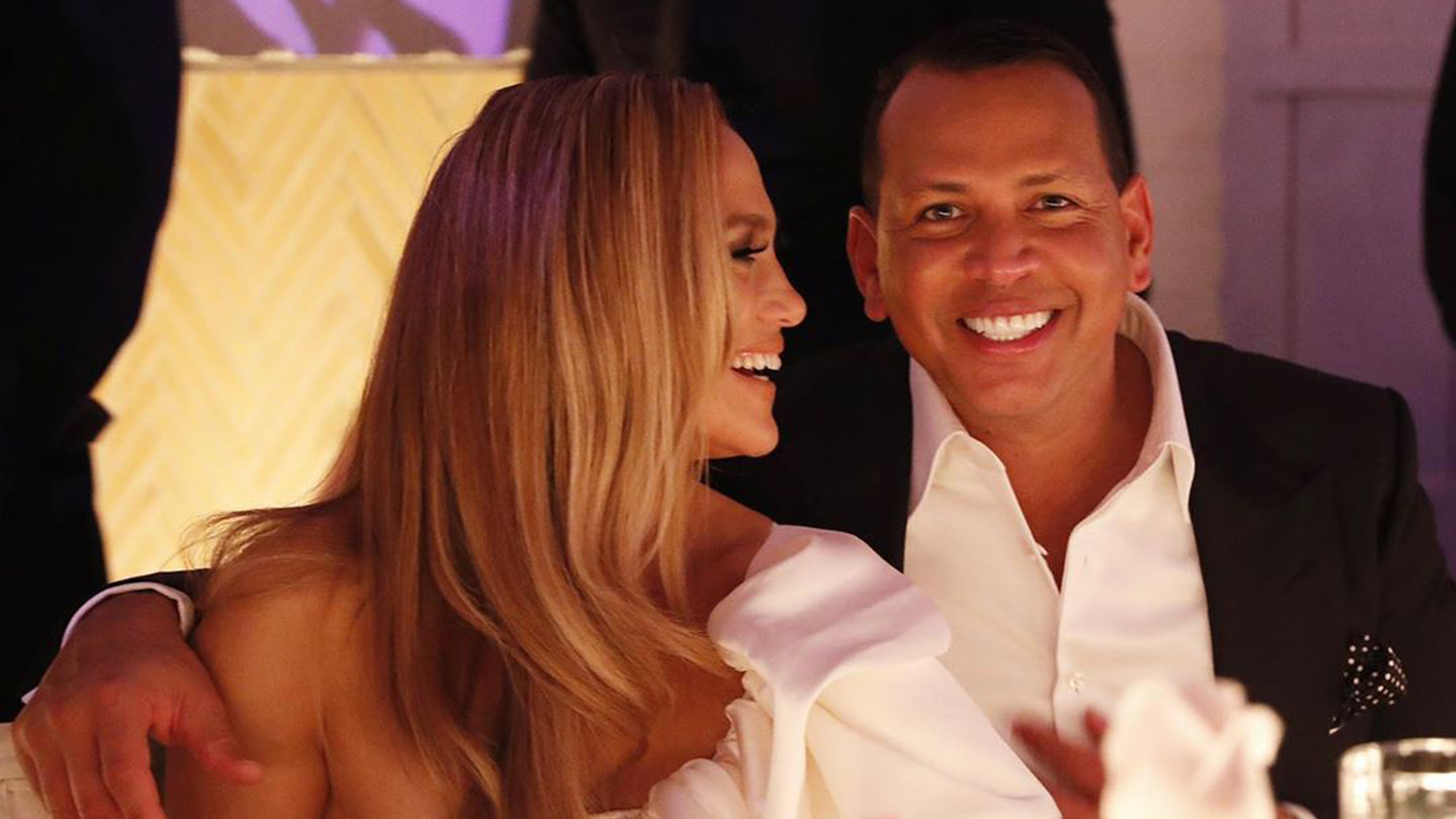 Para la boda de Jennifer Lopez y Alex Rodriguez falta poco aunque los protagonistas aún no han desvelado todavía la fecha y el lugar. La pareja celebró su fiesta de compromiso con familia e hijos