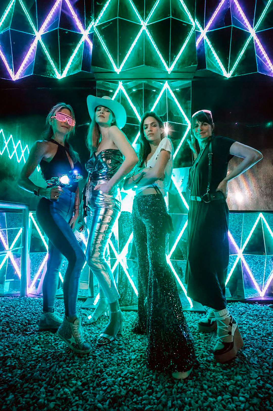 Fiesta cósmica-futurista que inauguró la temporada