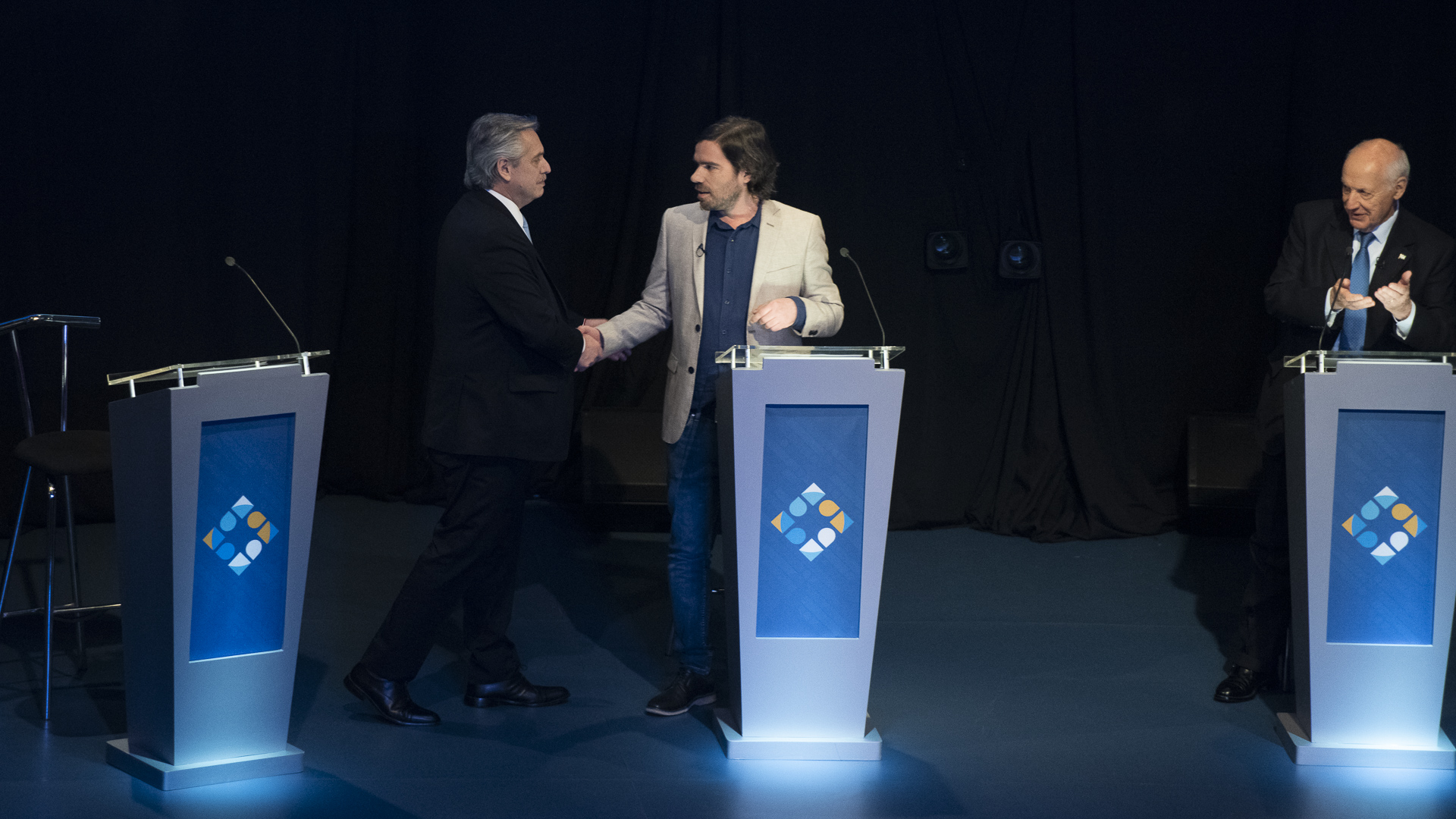 Fernández saluda a Del Caño