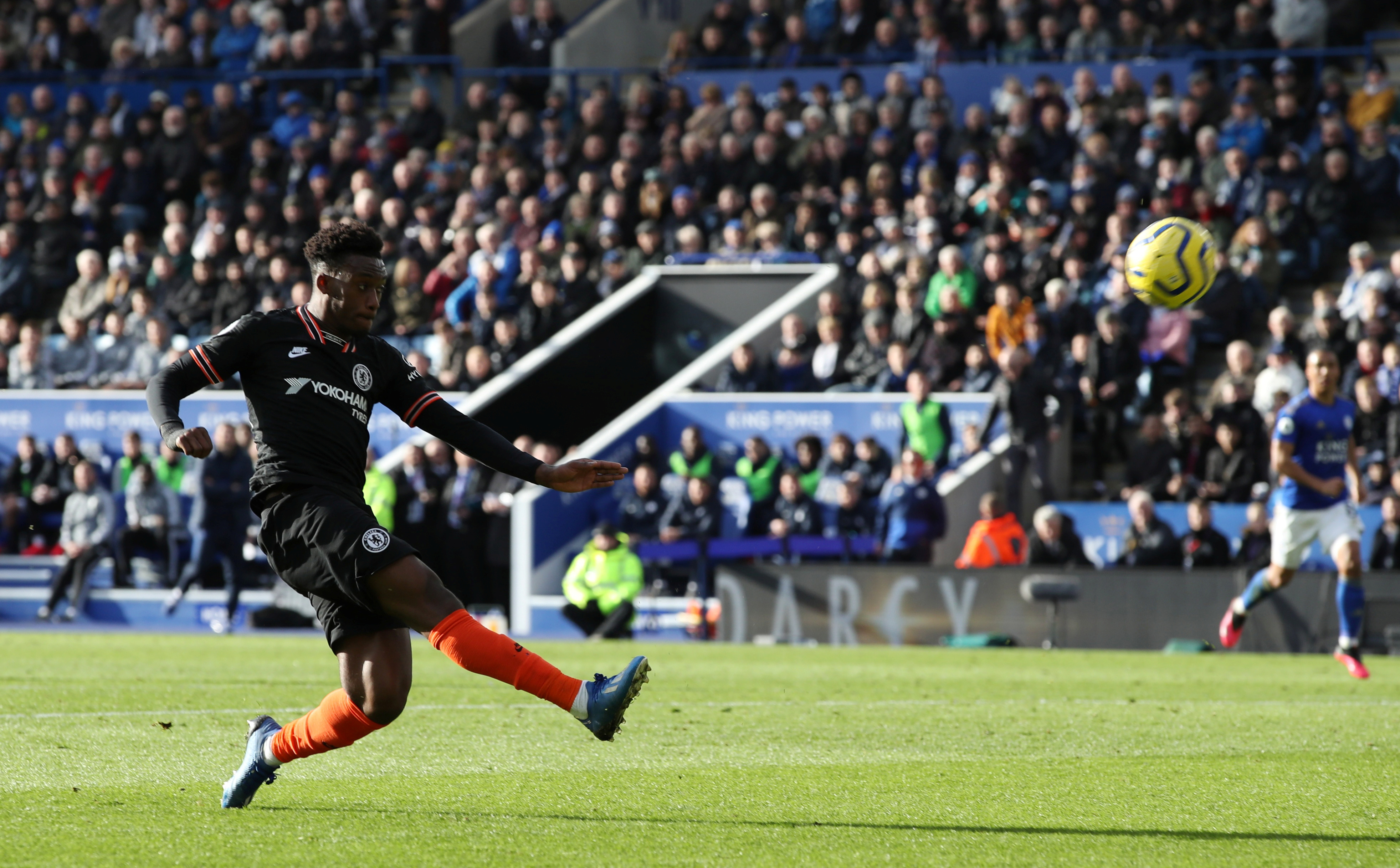 Hudson-Odoi, extremo del Chelsea, el primer futbolista de la Premier League en dar positivo al coronavirus (REUTERS/Chris Radburn )