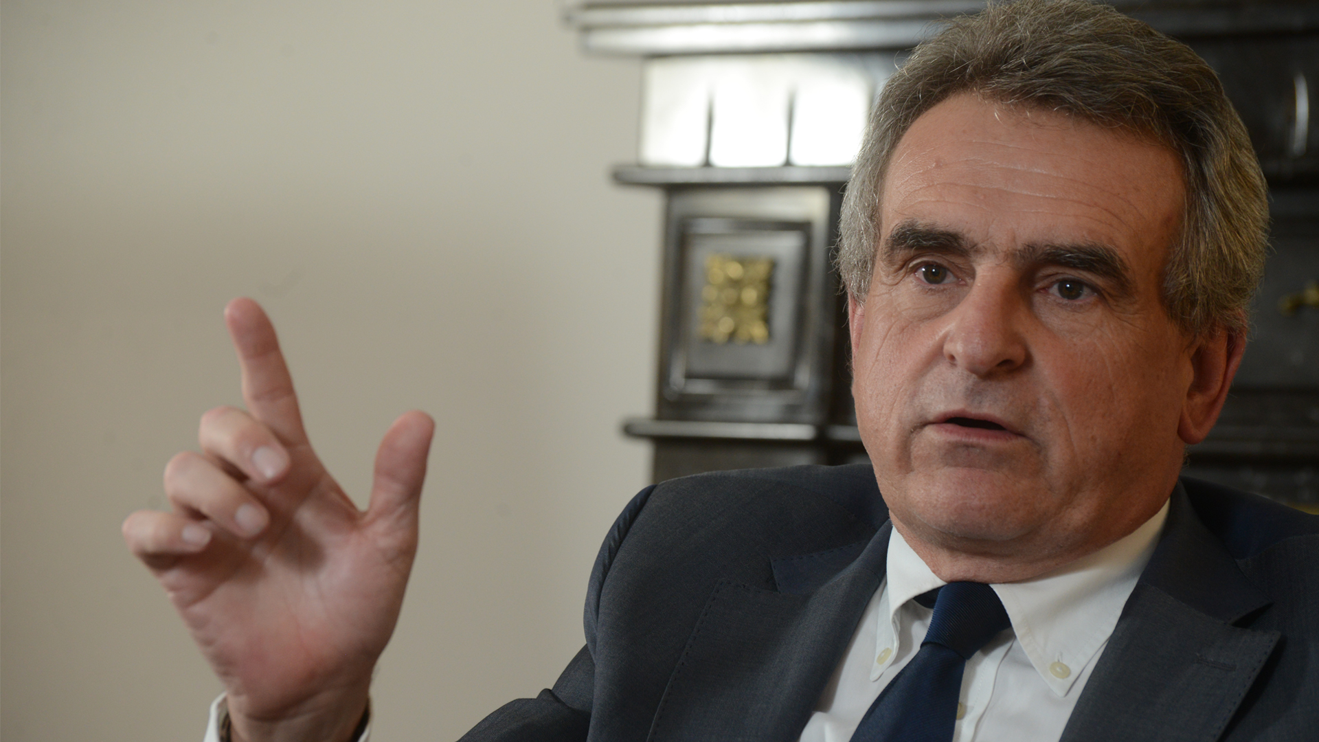 “Malvinas va a ser parte de una política internacional contundente por parte de la Argentina”, afirma Rossi. Foto: Archivo DEF.