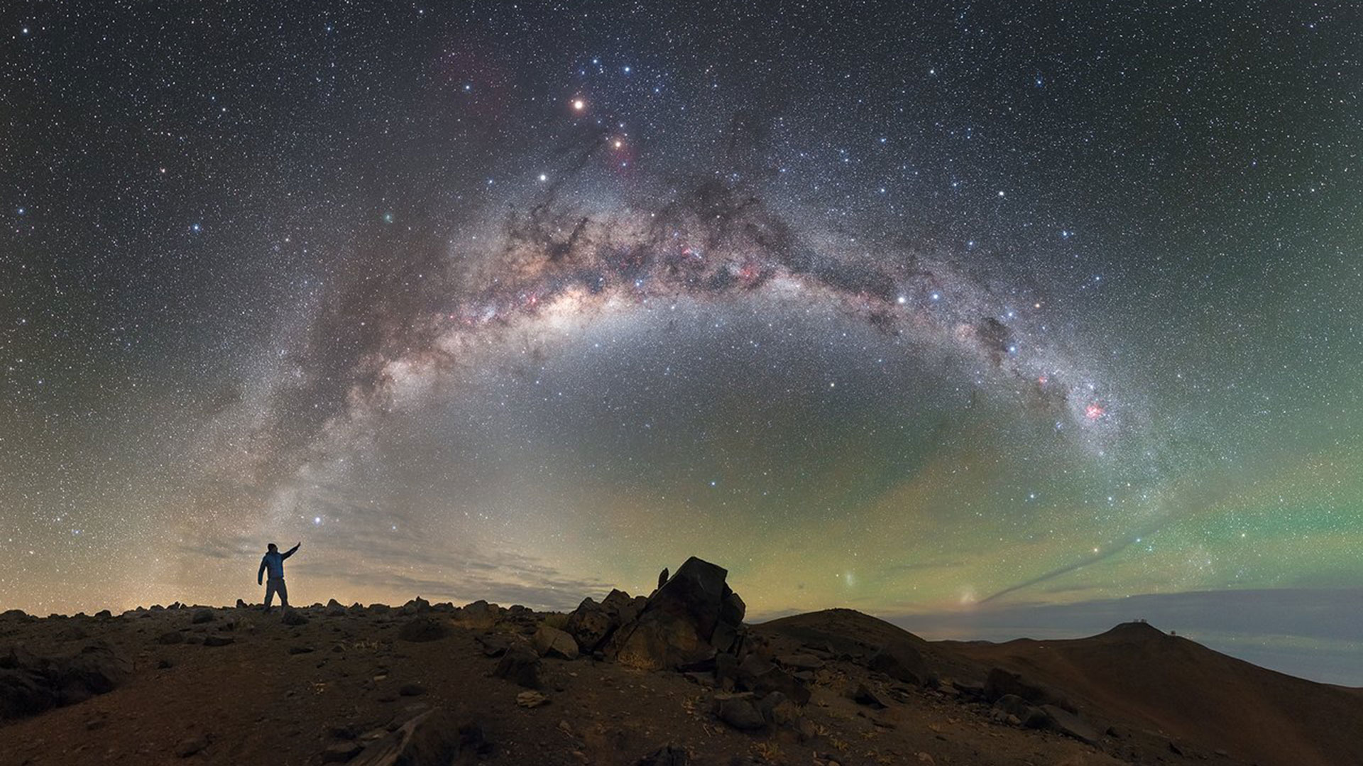 Cuando los gases vuelven a caer en nuestra galaxia, contribuyen a la formación de nuevas estrellas y planetas