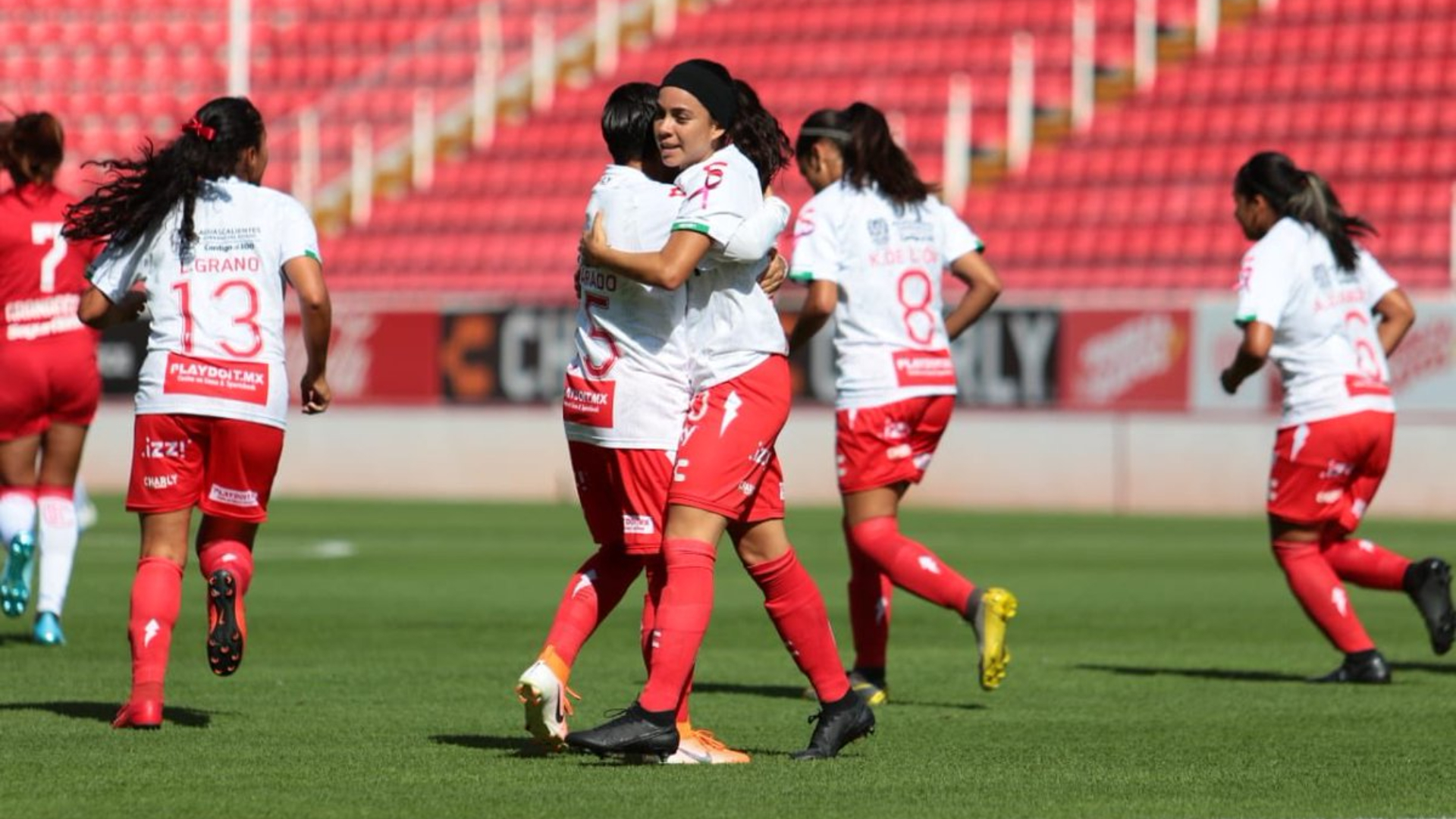 Si bien el interés por parte de la afición se ha incrementado, la categoría femenil aún padece de problemas específicos que no han sido atendidos por los directivos de los equipos. (Foto: Twitter)