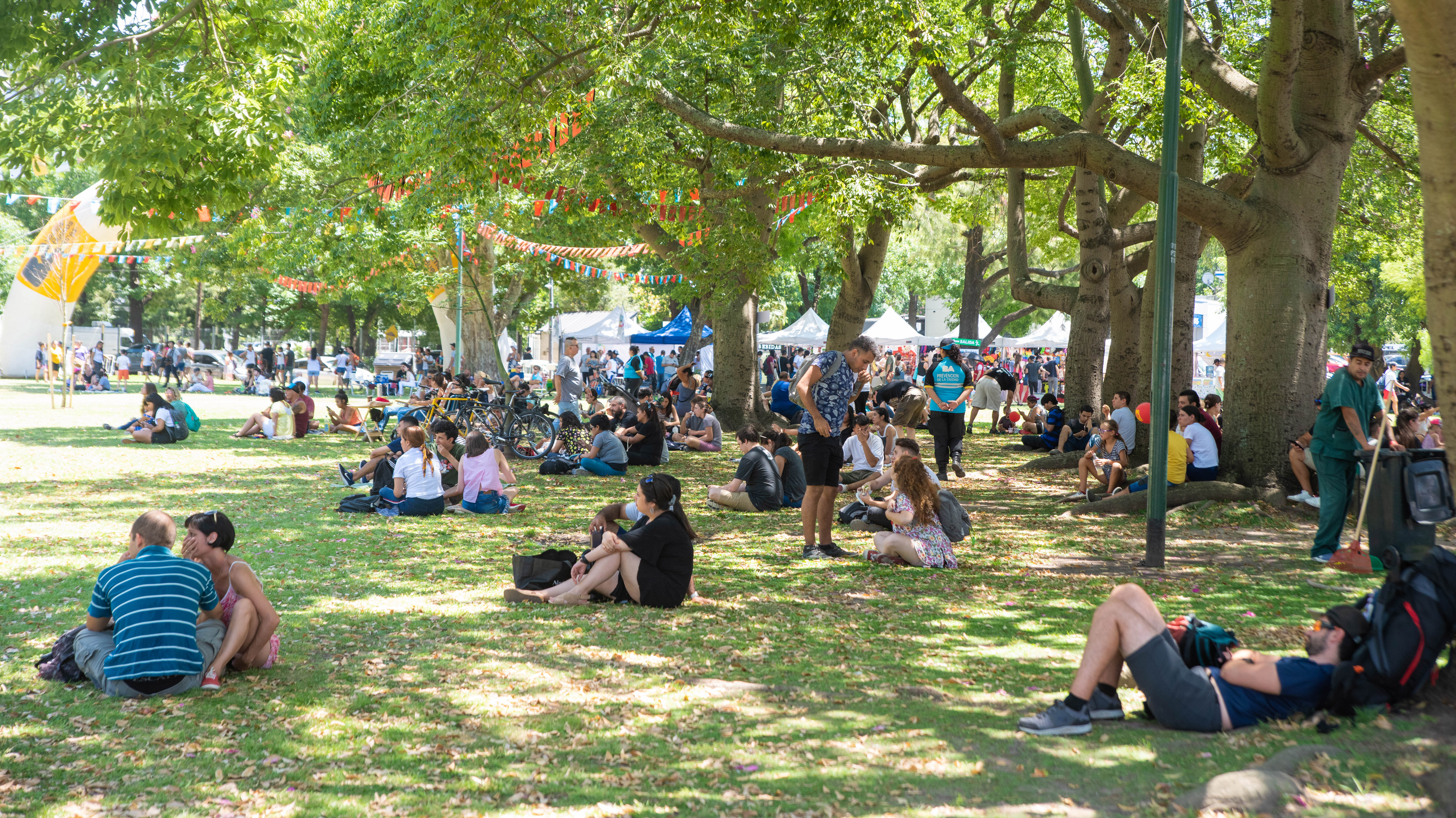 Cientos de personas disfrutaron de esta fiesta al aire libre.