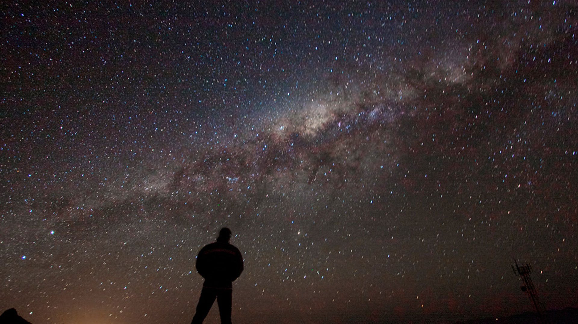 Con 10 años de datos de COS, los astrónomos han descubierto que hay más gas entrando en nuestra galaxia que saliendo de ella