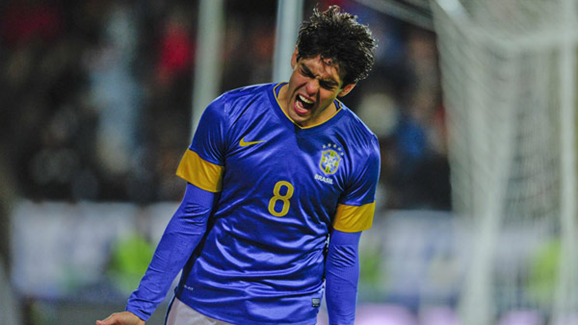Kaká se retiró en 2017 y desde entonces disfruta del fútbol con amigos y en eventos como homenajes o partidos para recaudación de fondos (EFE)