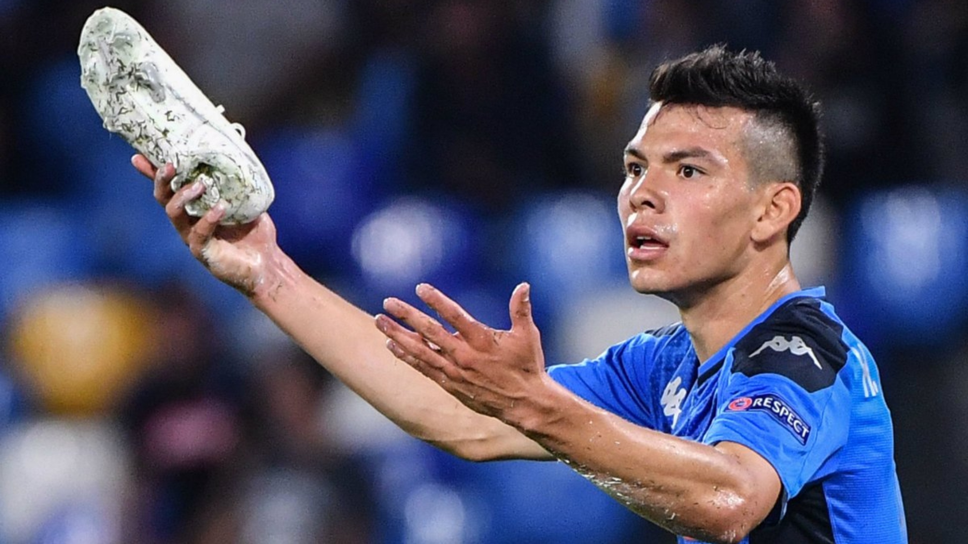 Lozano estará en el partido contra Bermudas, pero no ha tenido buen papel con el Napoli, de Italia. (Foto: Twitter)