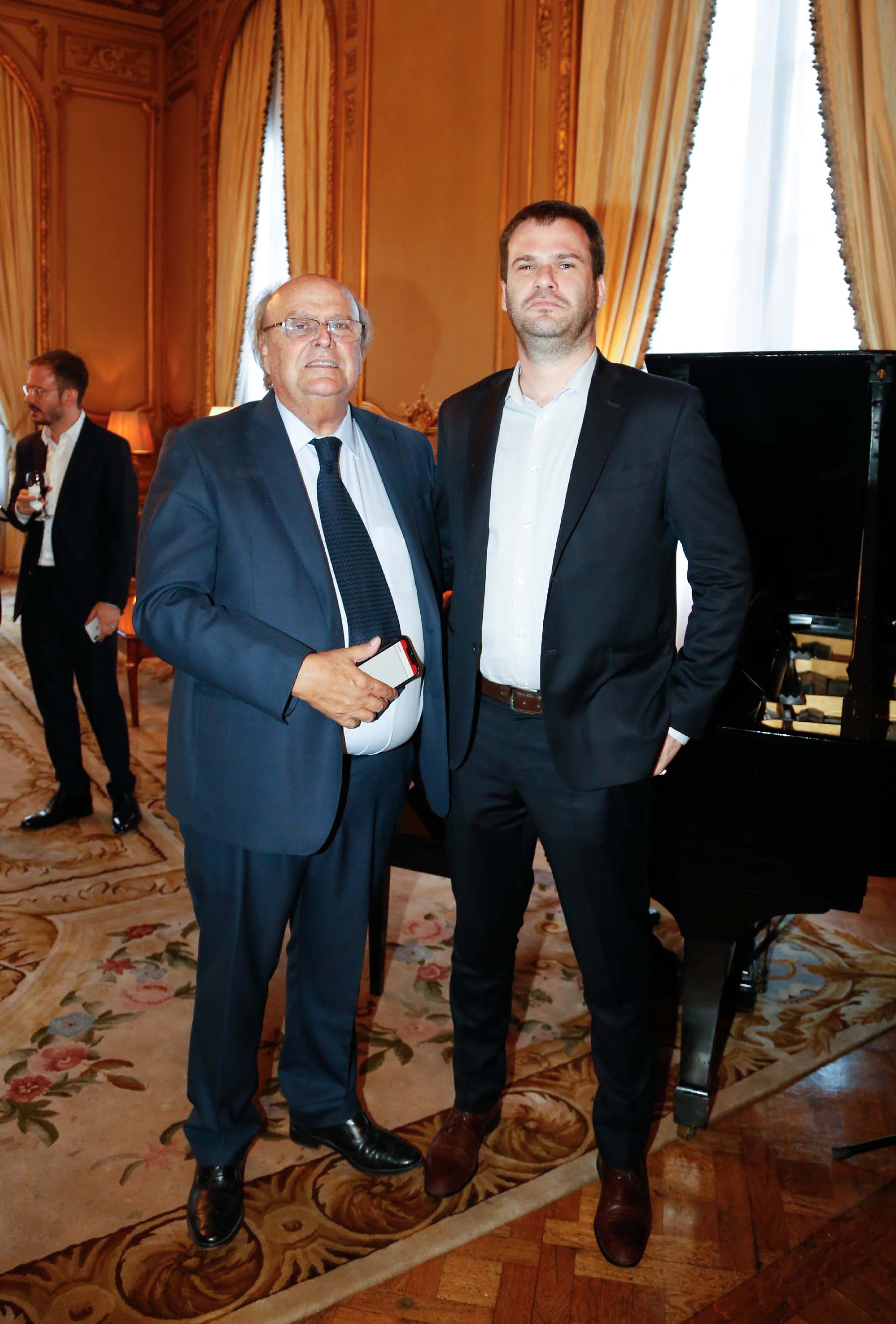 Los diputados José Ignacio De Mendiguren y Juan Manuel López