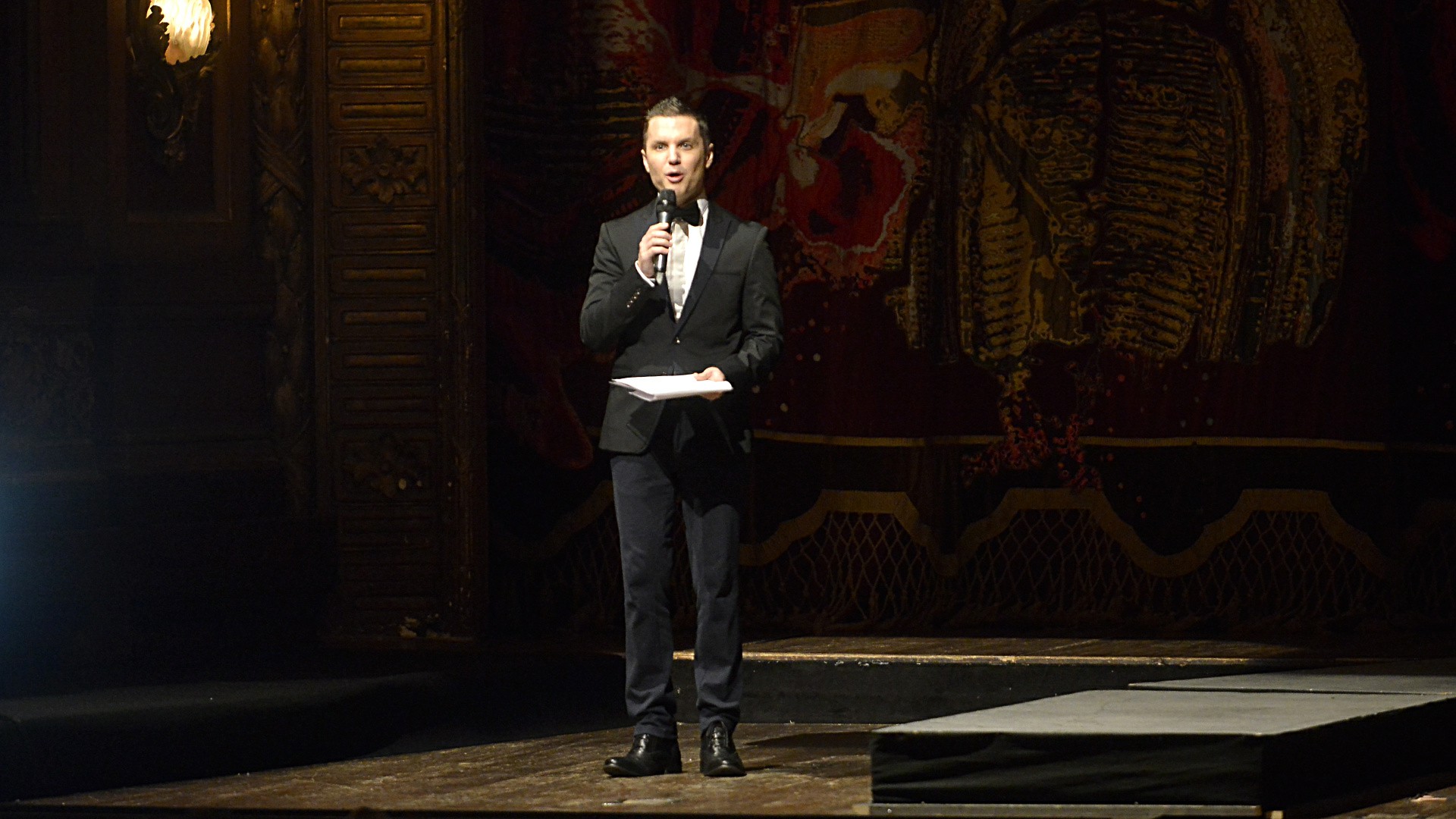 Santiago del Moro durante la conducción de la gala