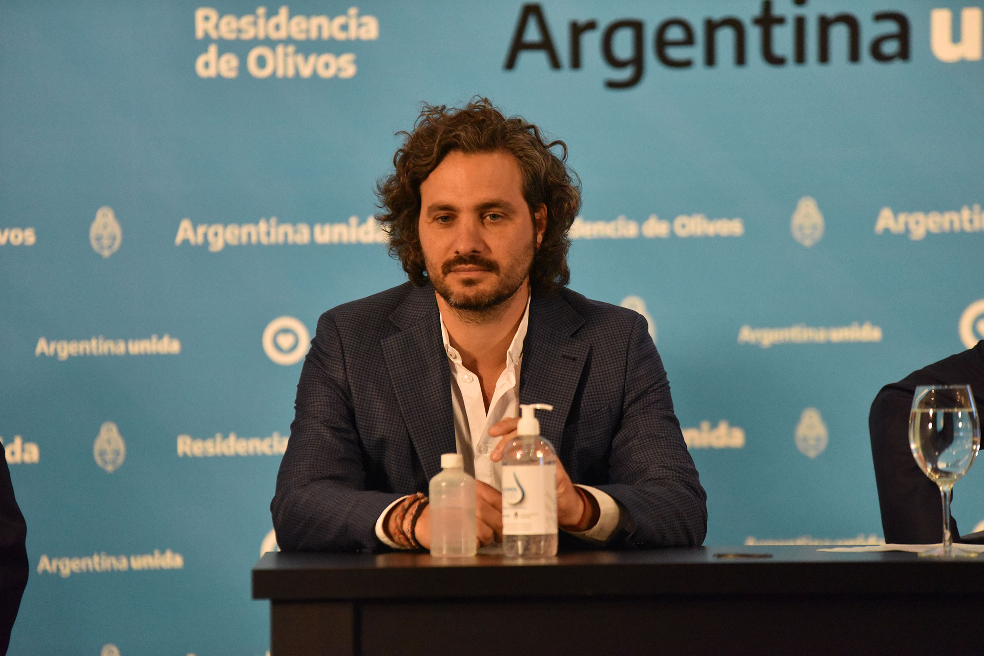 El jefe de Gabinete, Santiago Cafiero, tendrá la última palabra sobre las actividades autorizadas a pedido de las provincias (Franco Fafasuli)