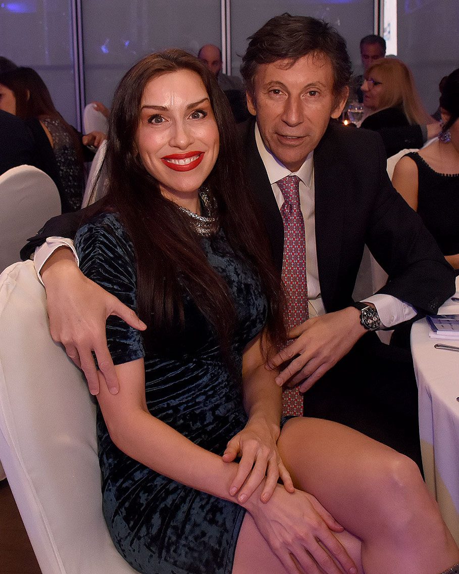 El intendente de San Isidro, Gustavo Posse, y la cantante Coral Campopiano, quien deleitó a los invitados con su voz